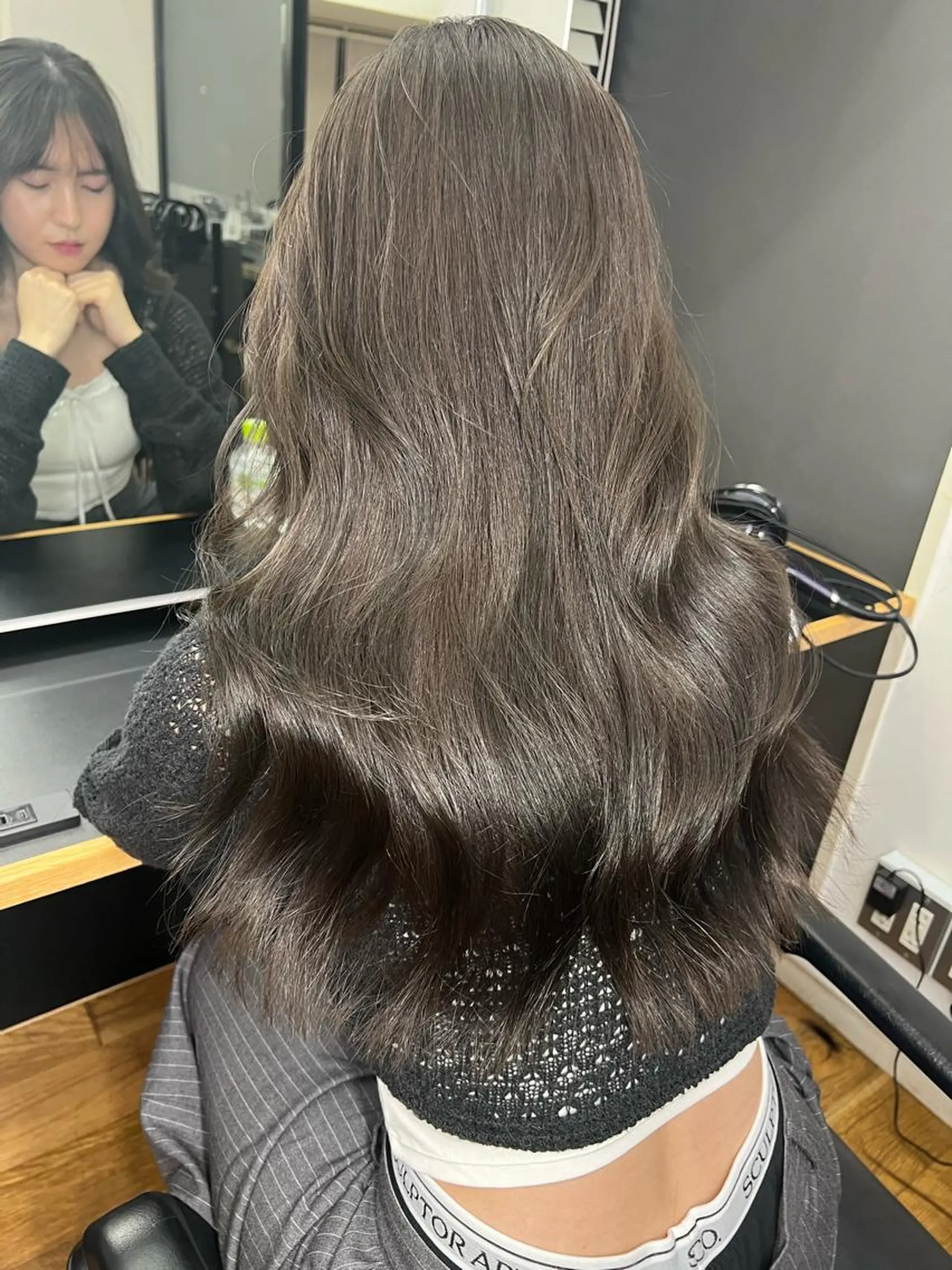 ロング 🇨🇳ワンホンヘア 下田鉄也のヘアスタイル