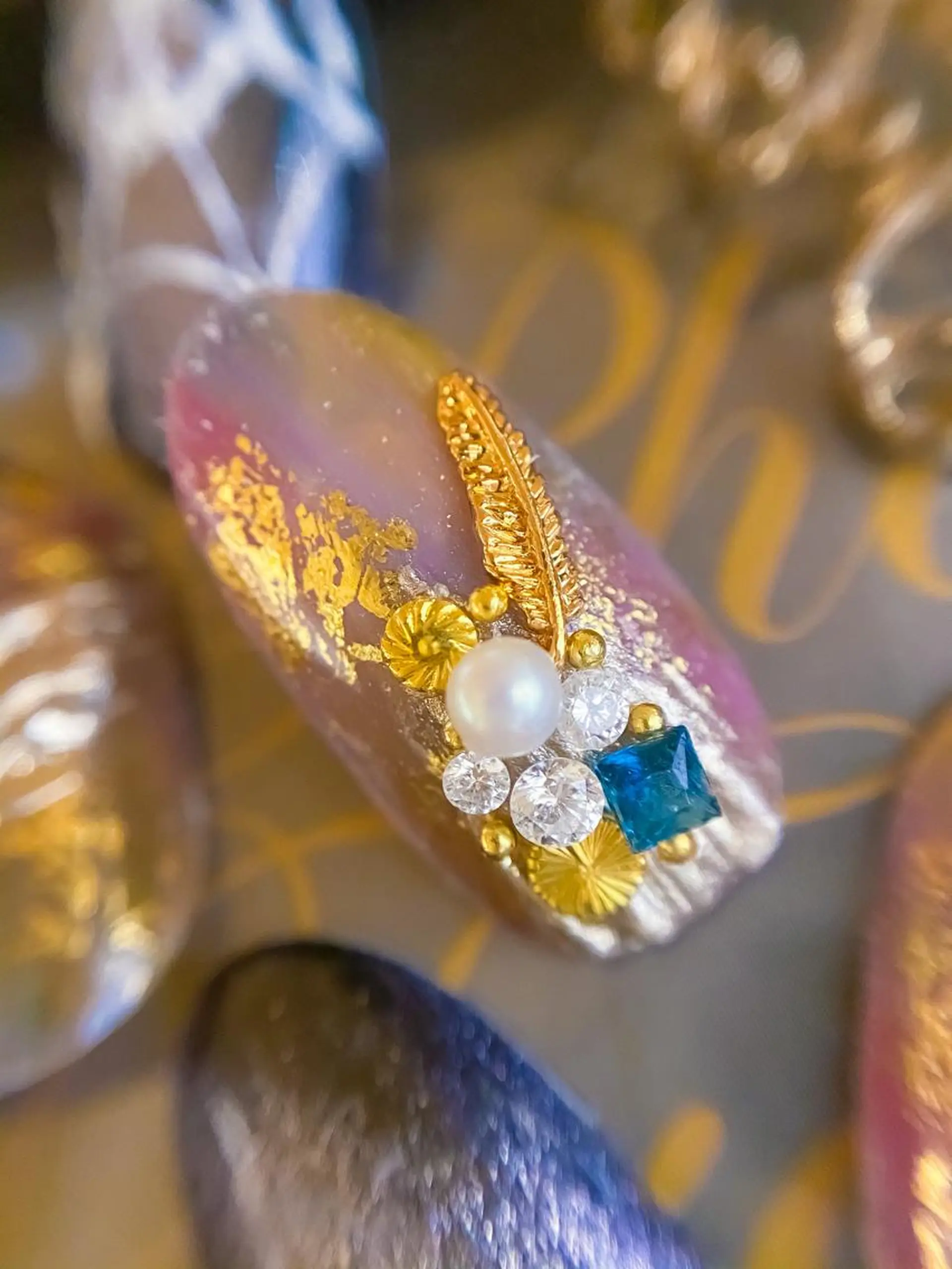 ネイル f'bloom L’ecrinのネイルデザイン