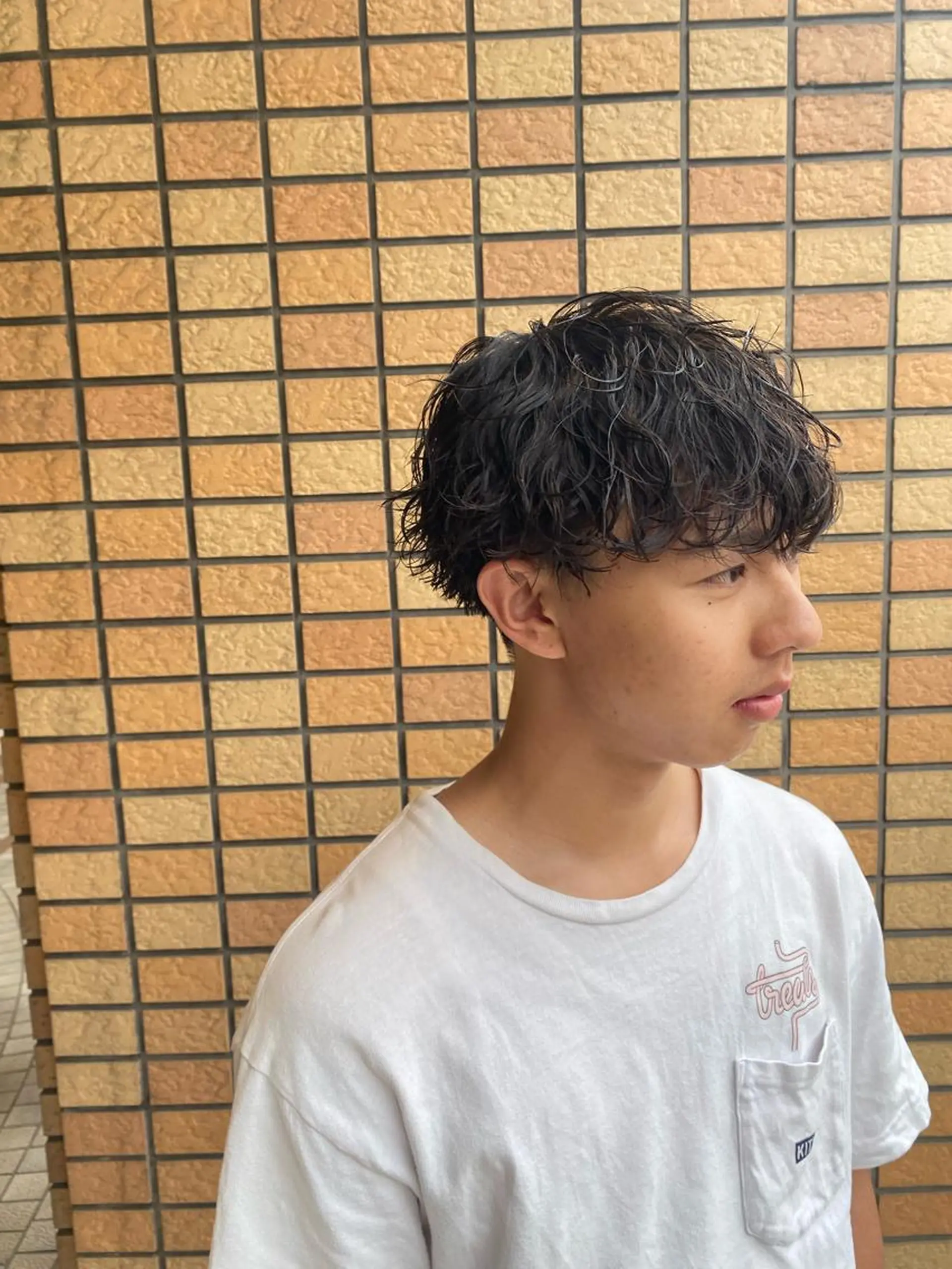 パーマ メンズ パーマ/ダブルカラー ブリーチ⭐️海斗のヘアスタイル