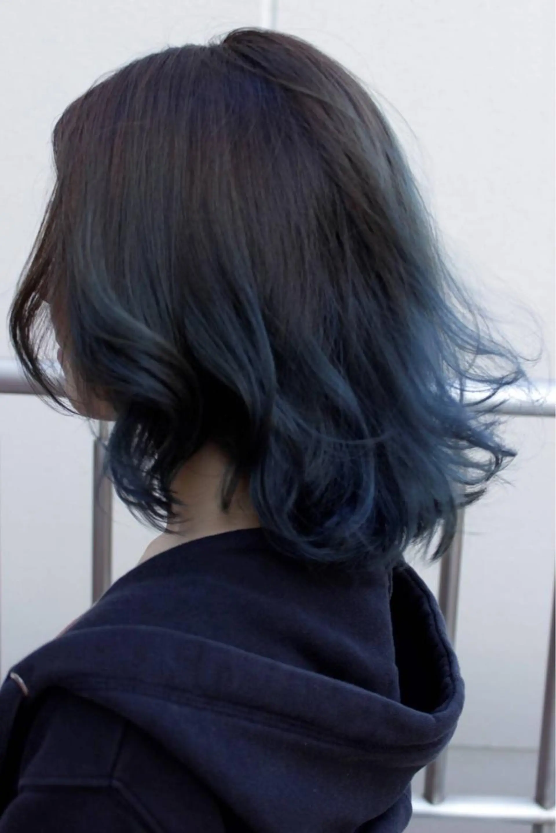 カラー Noyヨシモト ヒロトのヘアスタイル