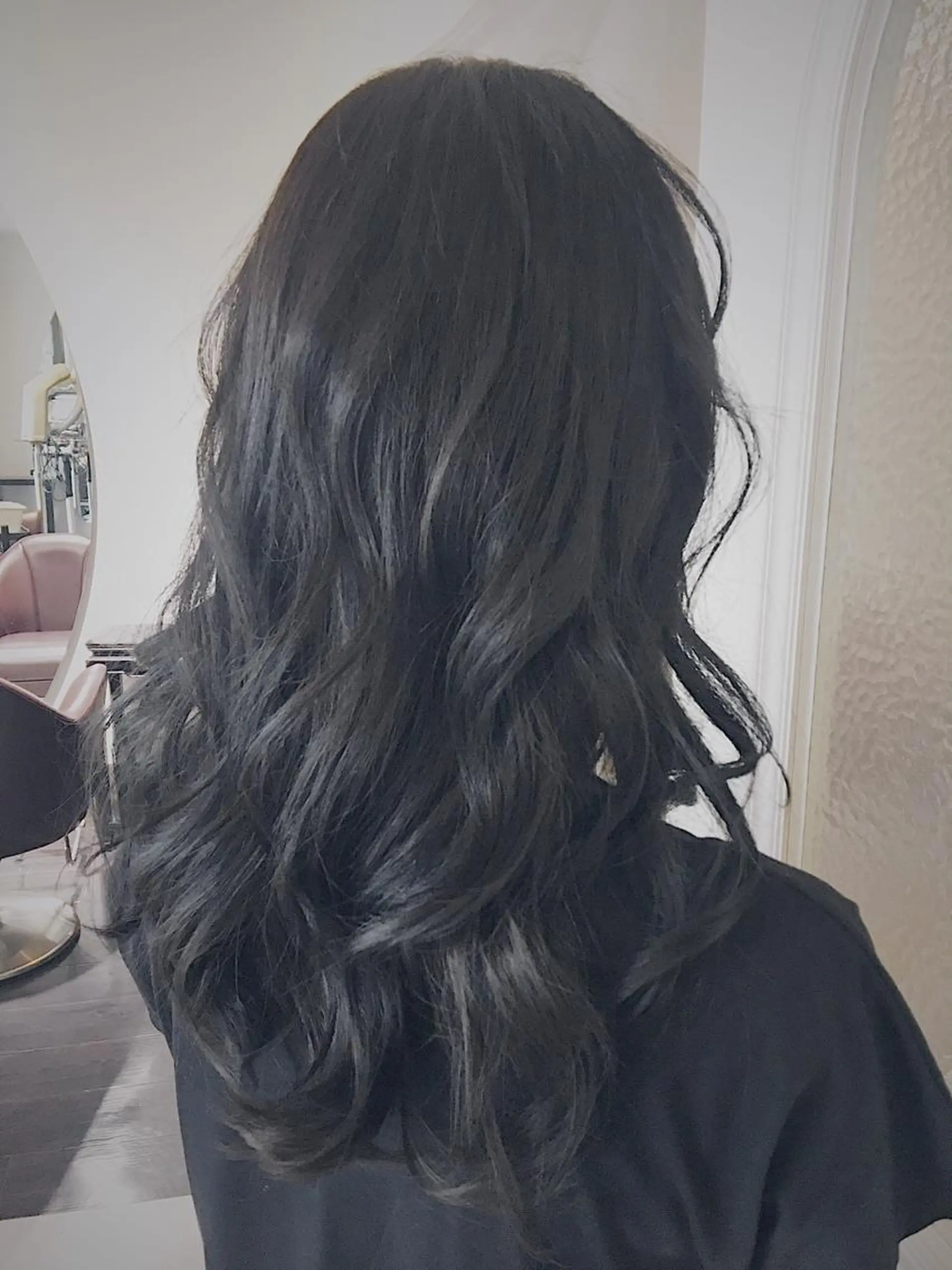 セミロング 早稲田 千尋のヘアスタイル