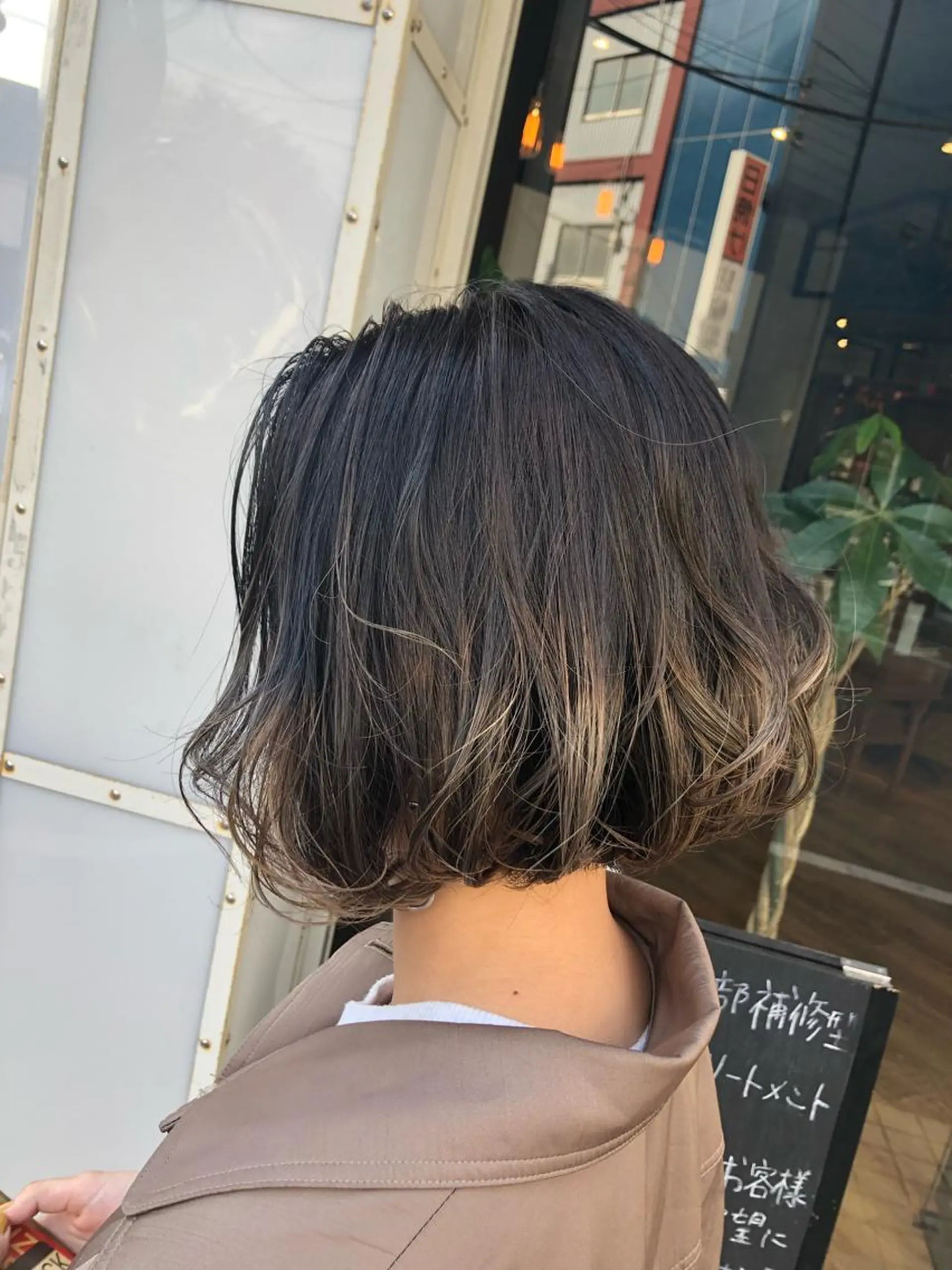 ショート カラー あらい なつみのヘアスタイル