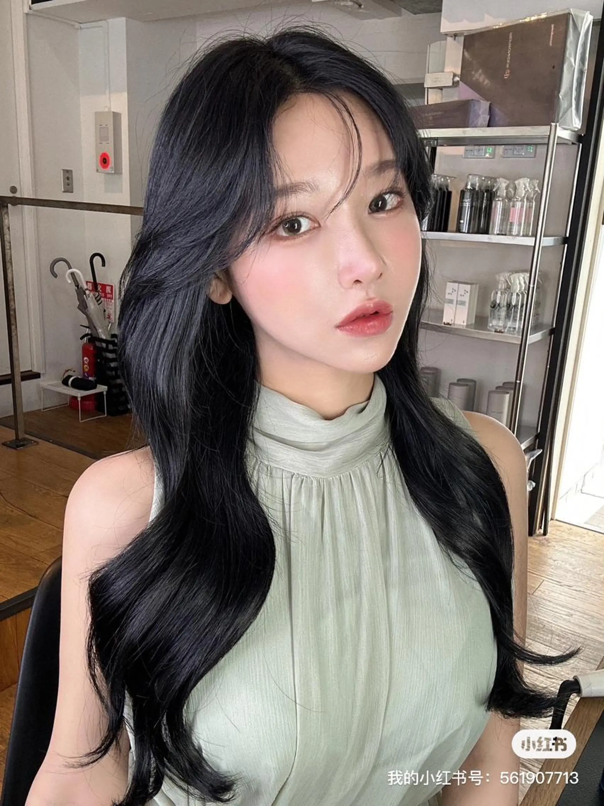 ロング 🇨🇳ワンホンヘア 下田鉄也のヘアスタイル