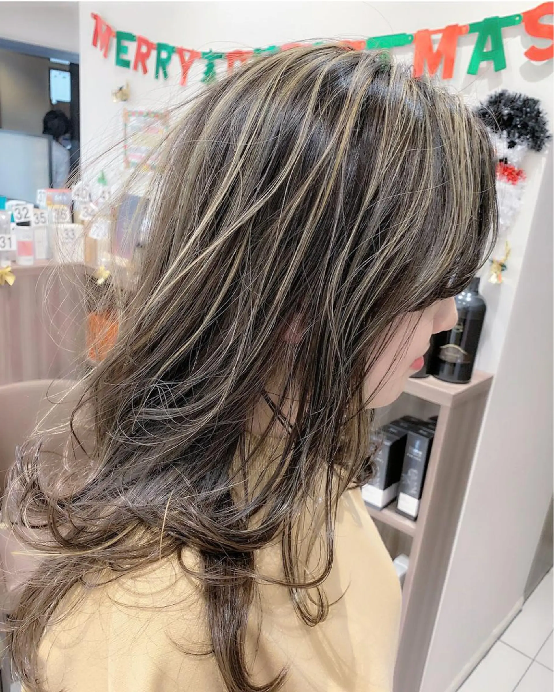 セミロング カラー ヘアカラー トリートメント Ash川越店／ 松本　亮二のヘアスタイル