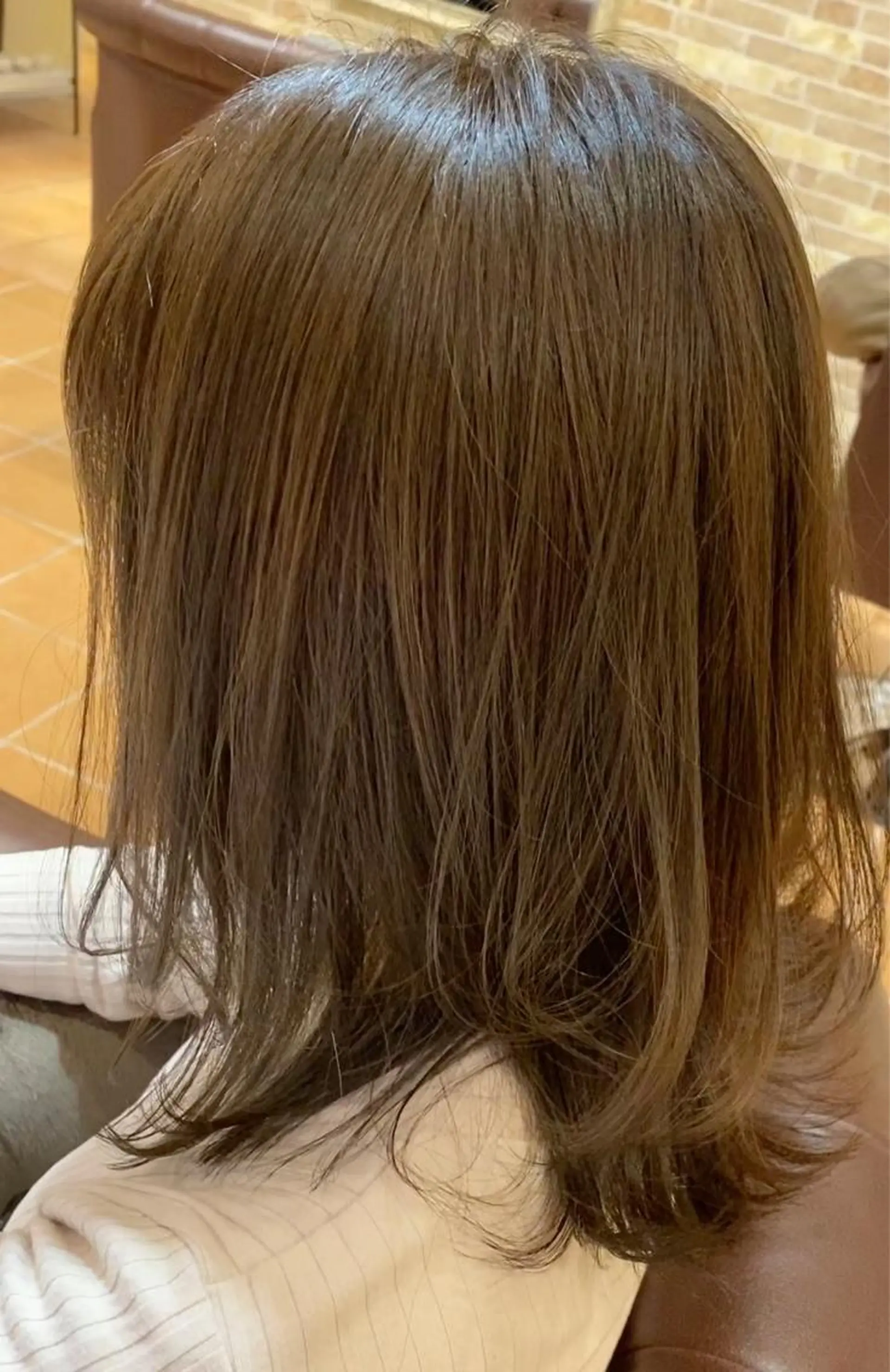 ミディアム カラー ブリーチなし✨艶髪 カラー𓃲YAGIのヘアスタイル