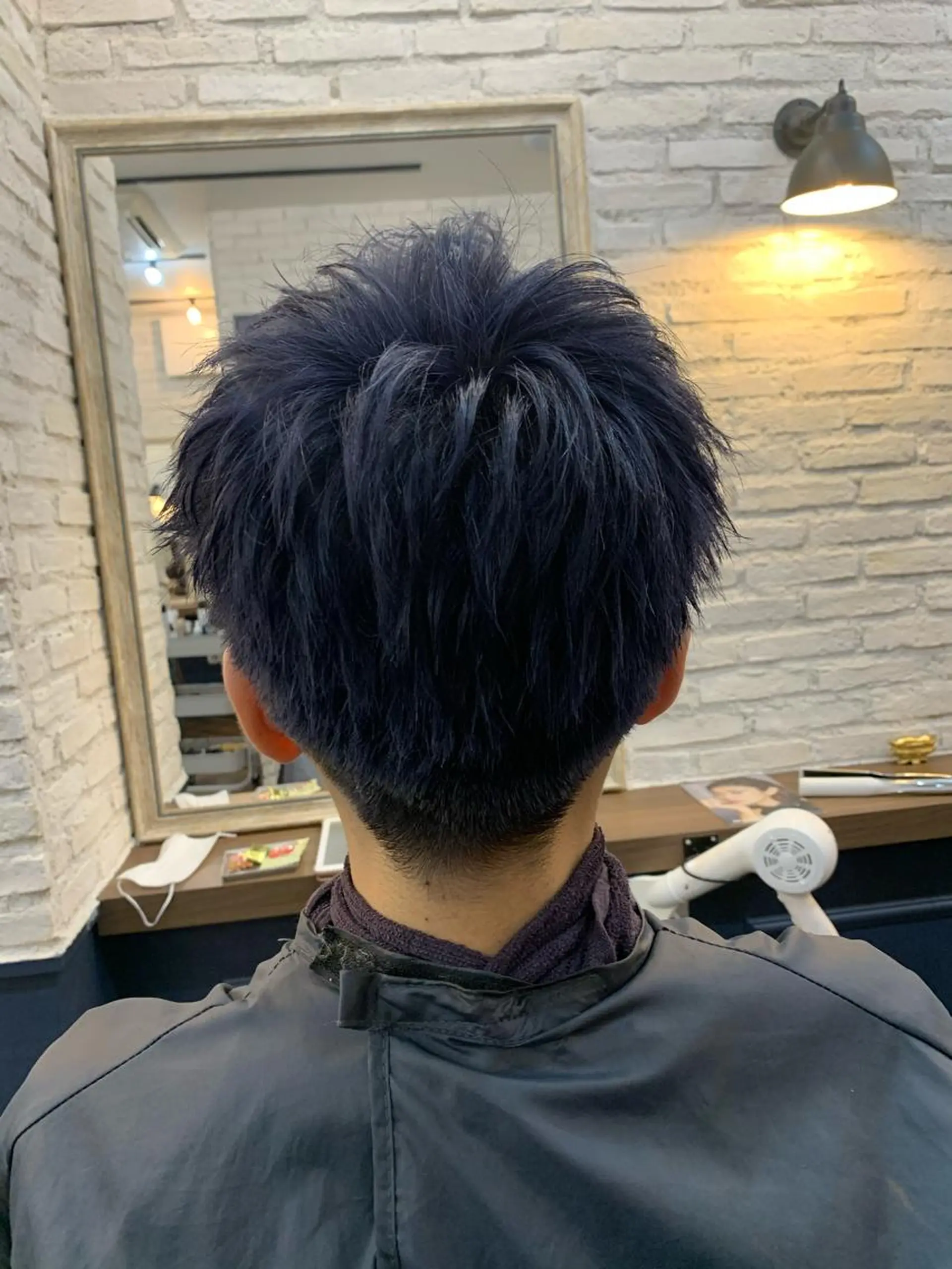 カラー メンズ 黒髪 ブルーカラー ブルーブラック fifth大川 尚輝のヘアスタイル