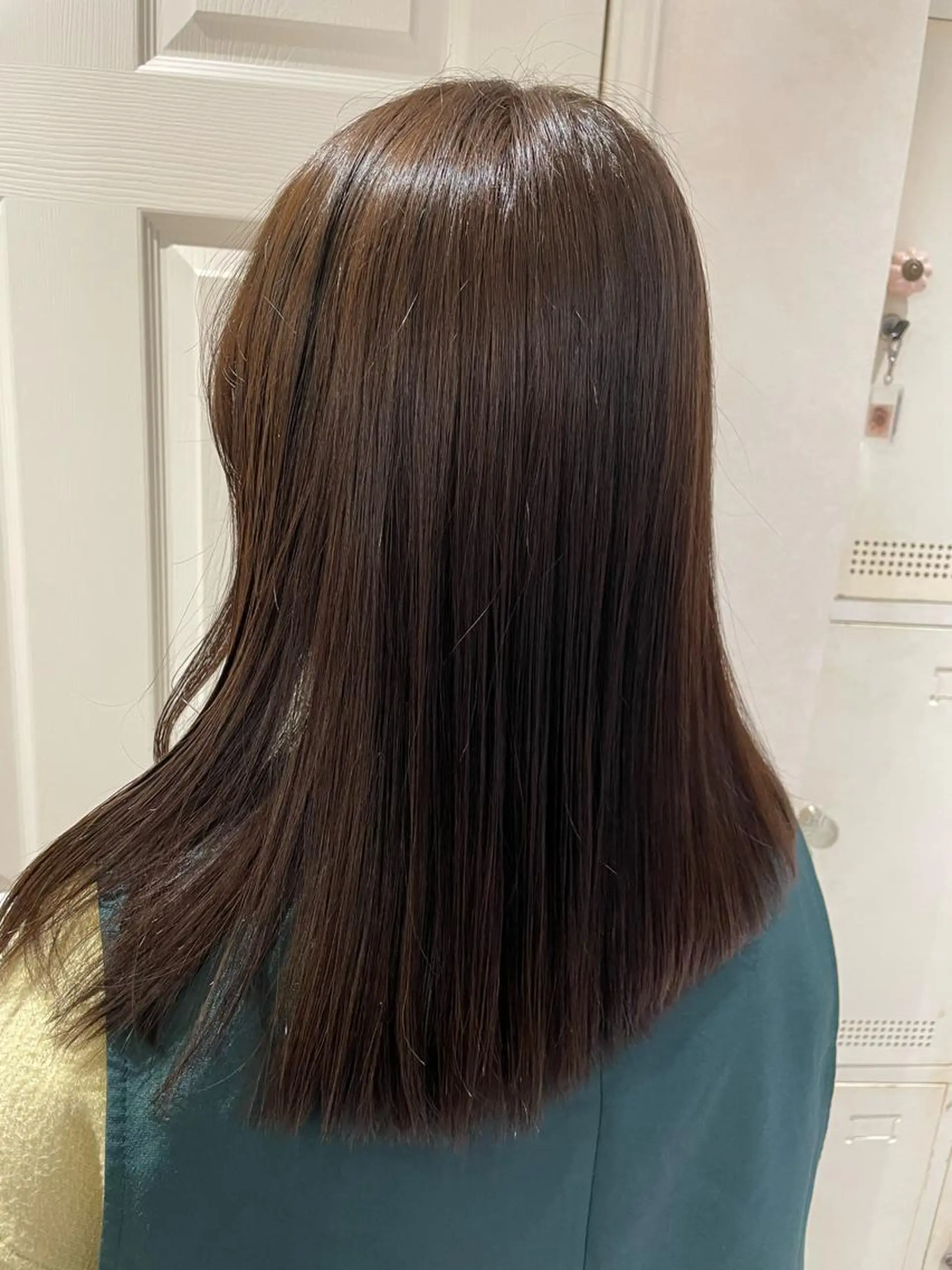 ミディアム カラー アッシュ 柳井 準平のヘアスタイル