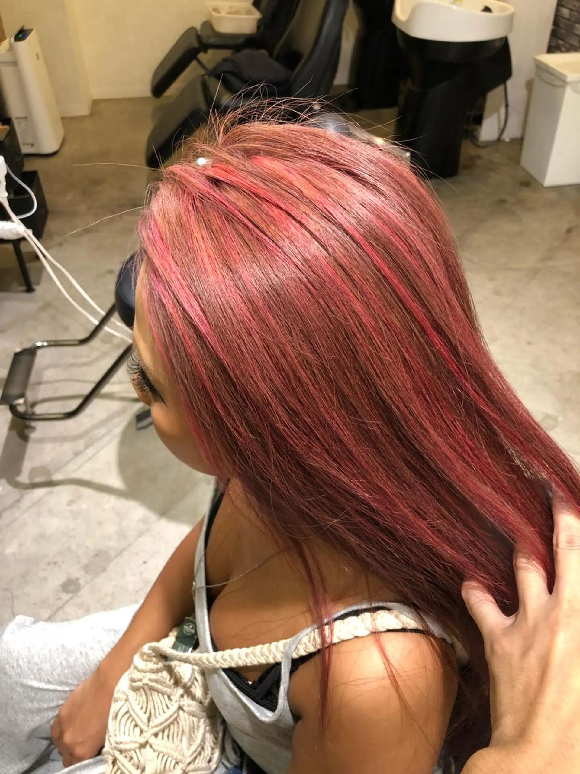 ロング カラー ハイライトカラー ピンクカラー ハイライト 舘野 太嘉宏のヘアスタイル