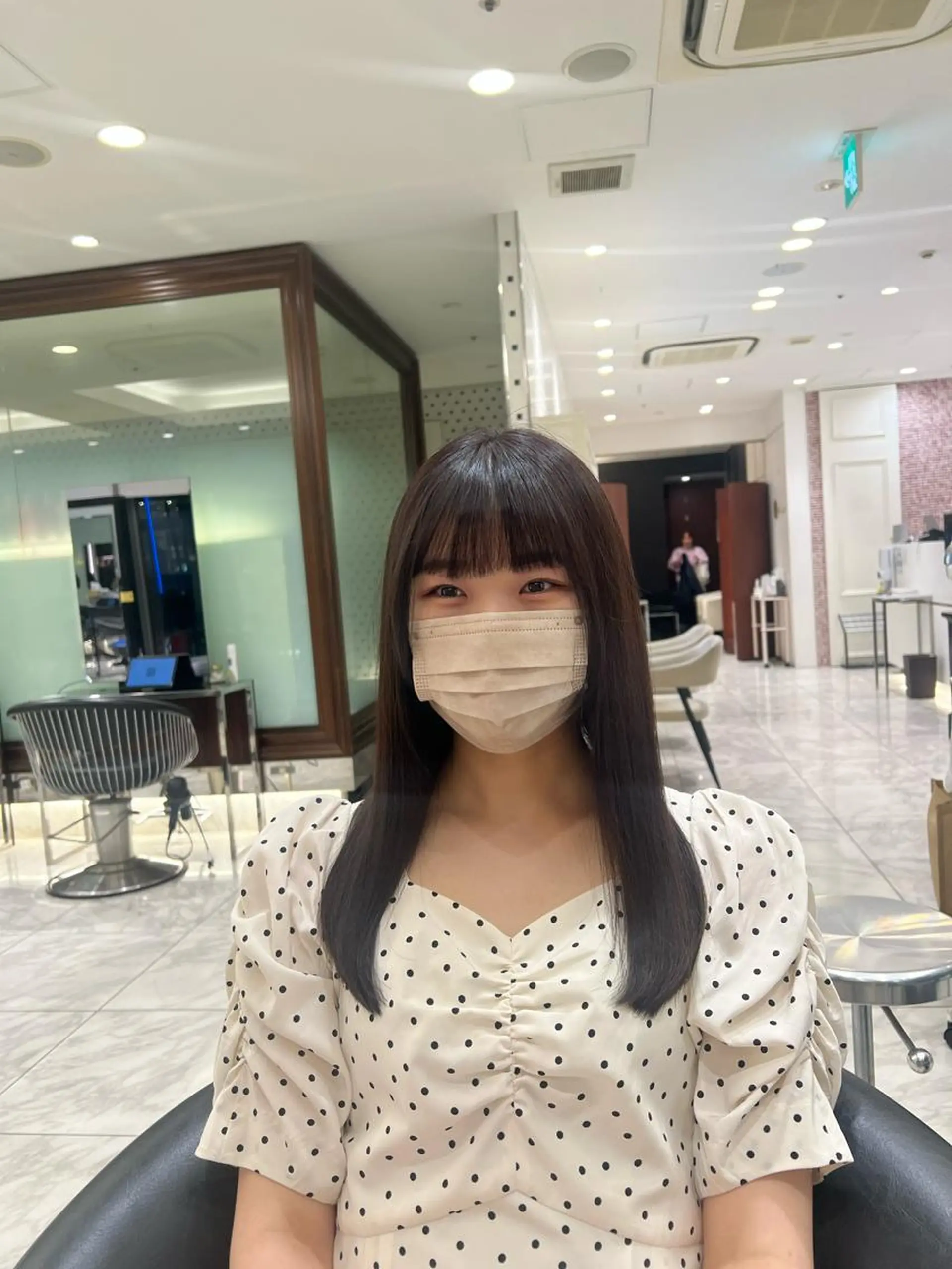 セミロング カラー 顔周り/透明感/銀座 🩵rinoのヘアスタイル