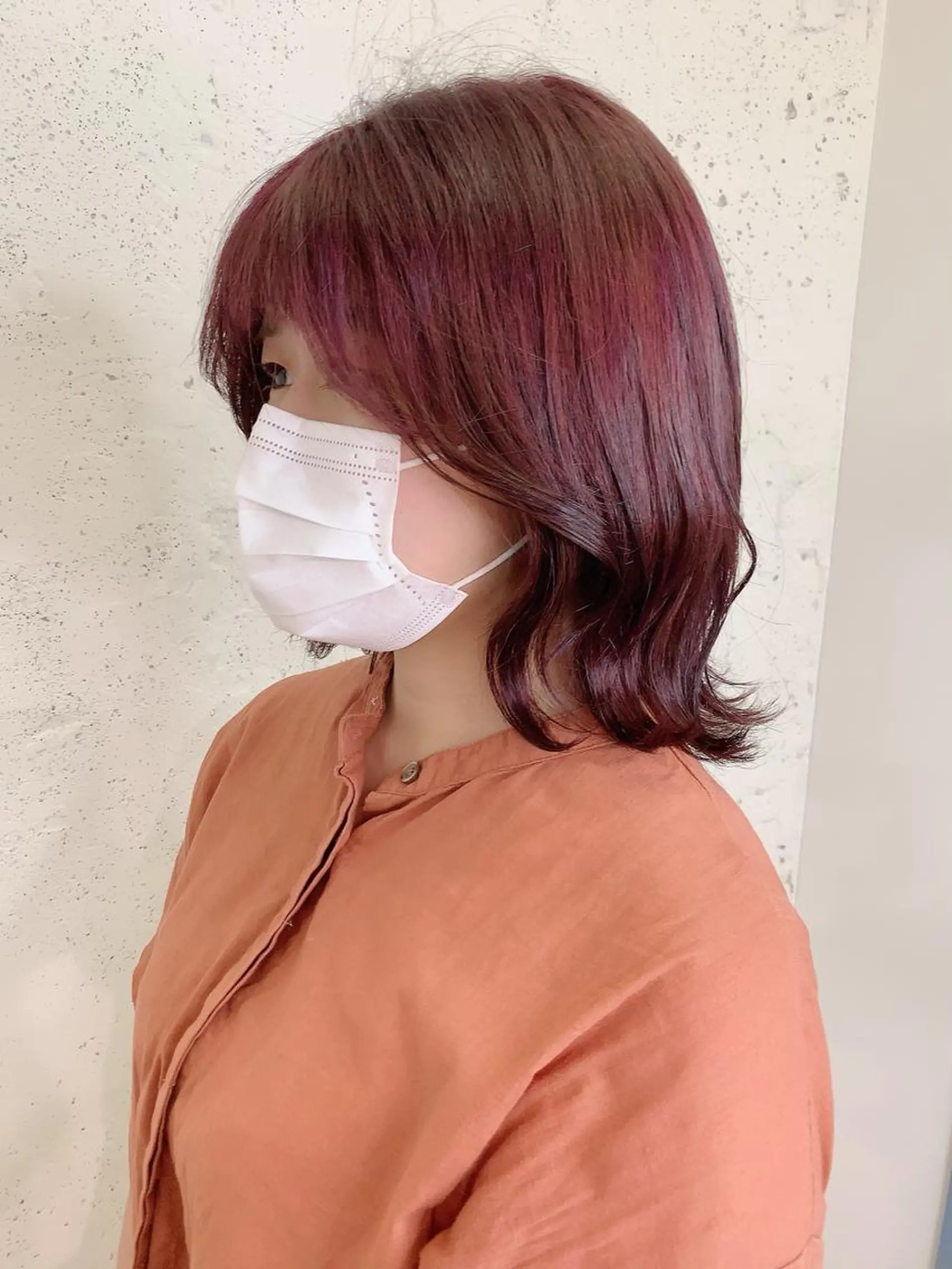 ミディアム カラー カット ヘアカラー 透明感ハイトーン🦄 キラ🌈のヘアスタイル