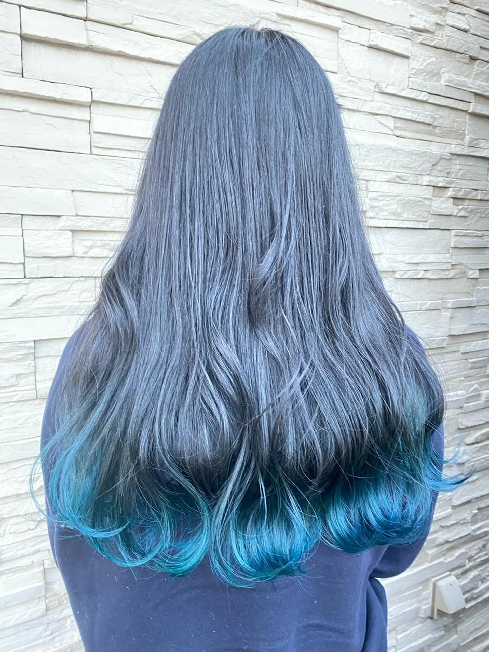 セミロング カラー ブリーチ 透明感カラーブリーチ 🌼シゲモトアヤ🌼のヘアスタイル