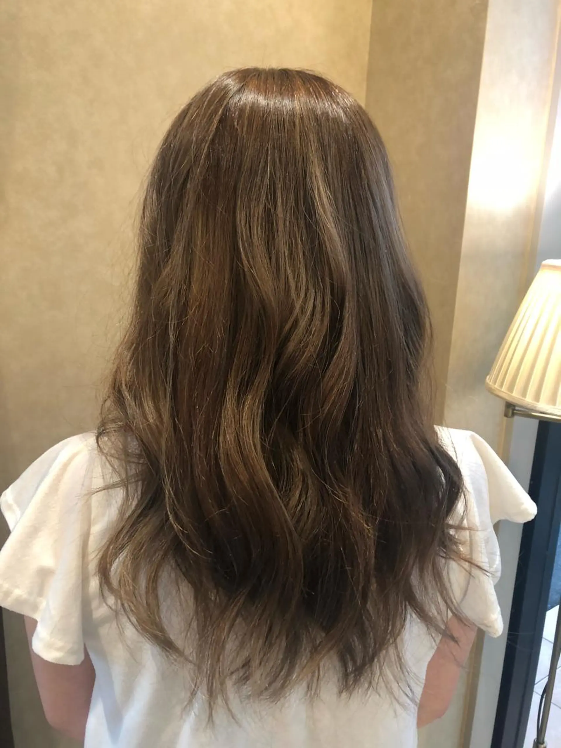カラー ベージュカラー ハイライトカラー ハイトーンカラー カワサキ ヒナコのヘアスタイル