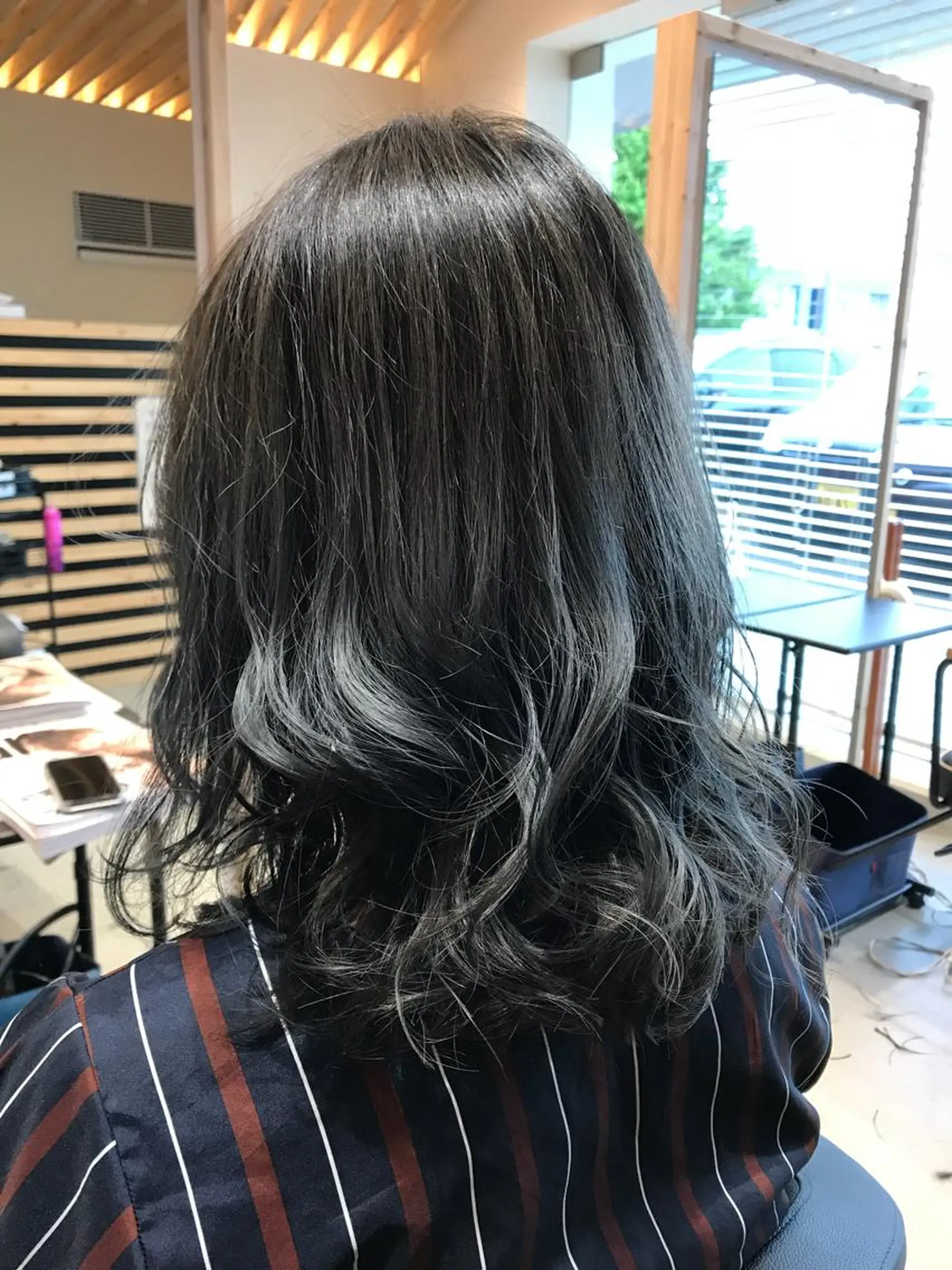 セミロング カラー 関口 友行のヘアスタイル