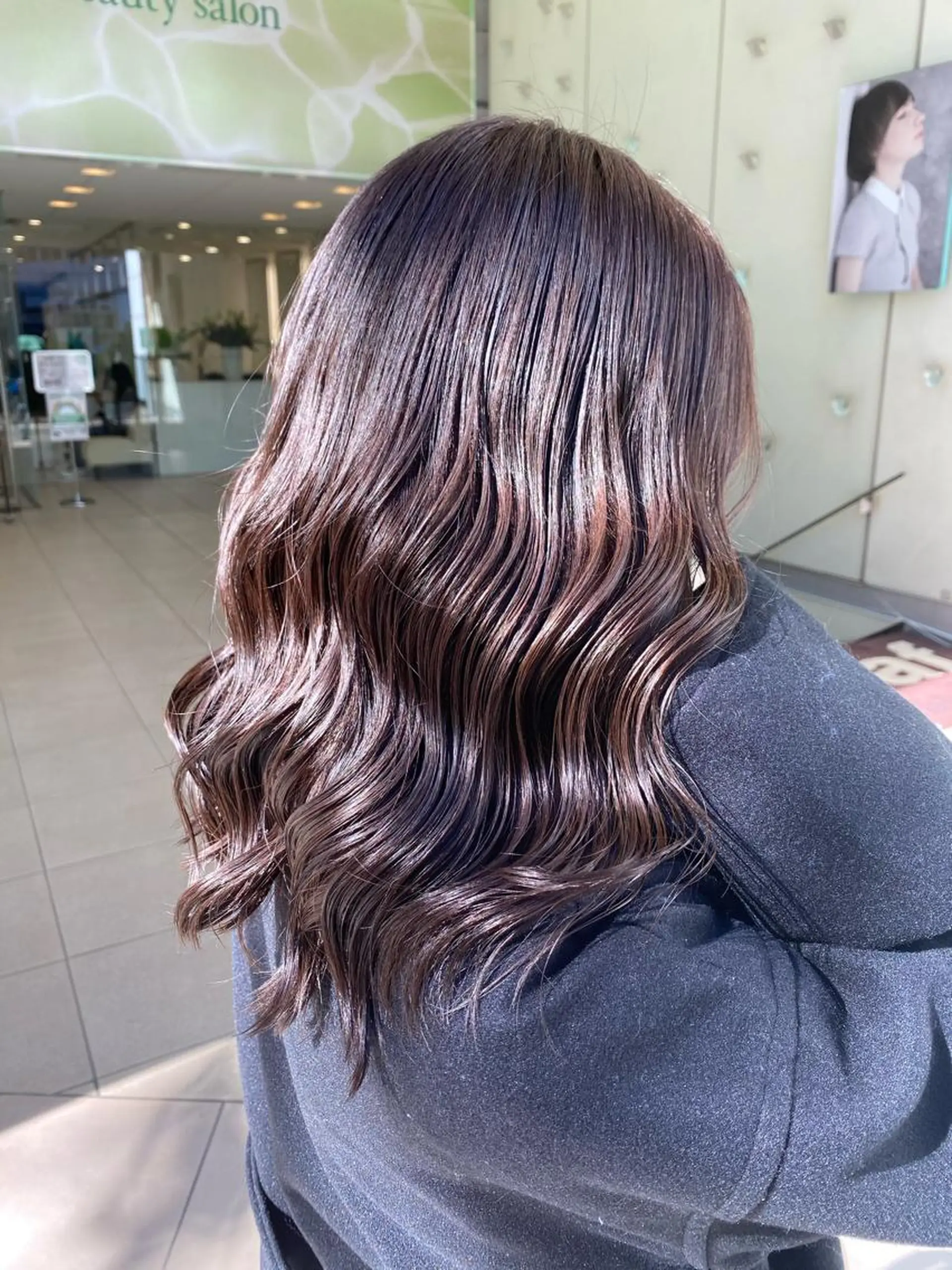 セミロング カラー 韓国レイヤー/ 顔周り💕田中将吾のヘアスタイル