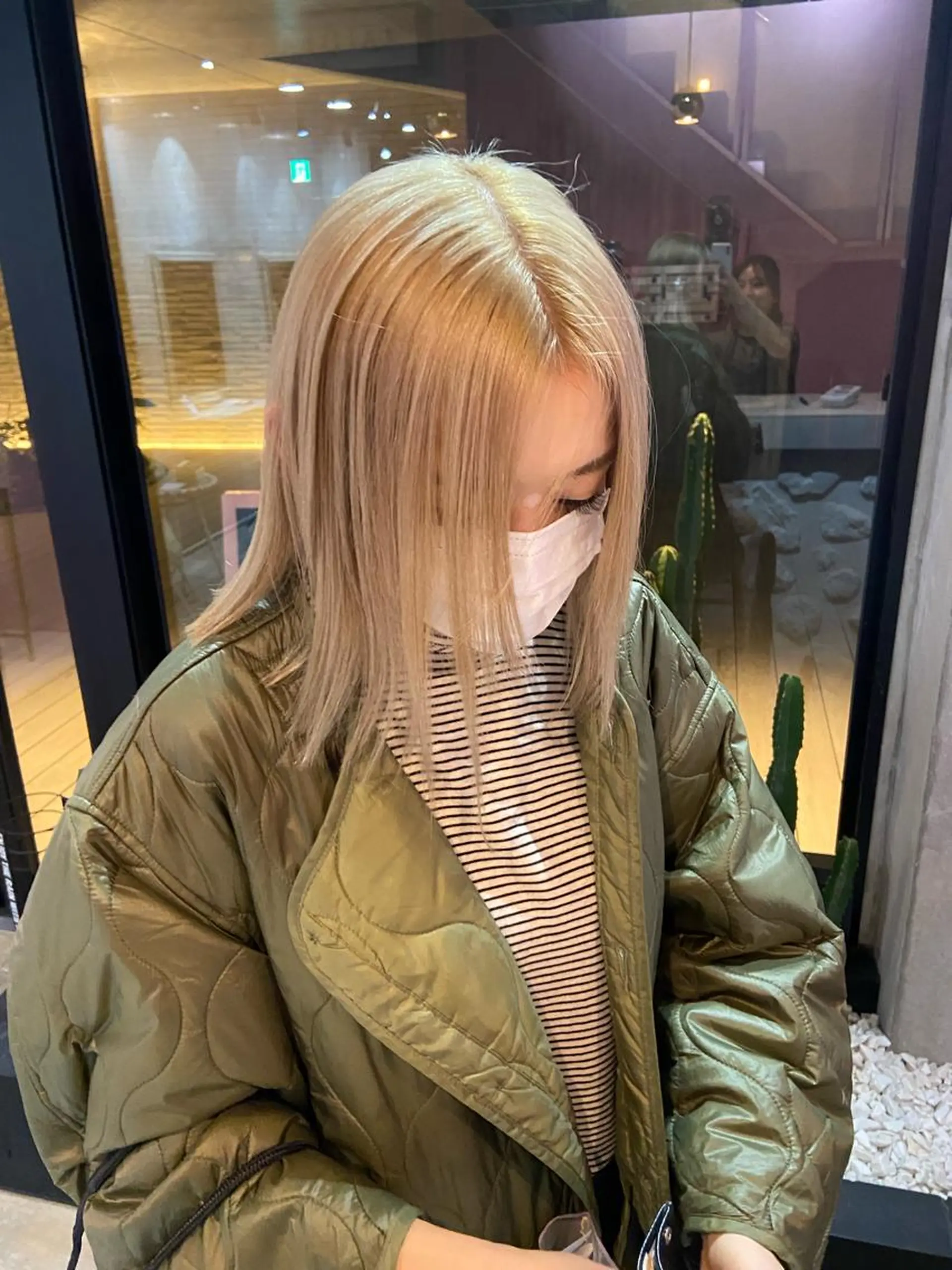 カラー バレイヤージュ ブリーチ デザインカラー ハイライトカラー ハイトーンカラー 艶感透明感カラー🤍 hinaのヘアスタイル