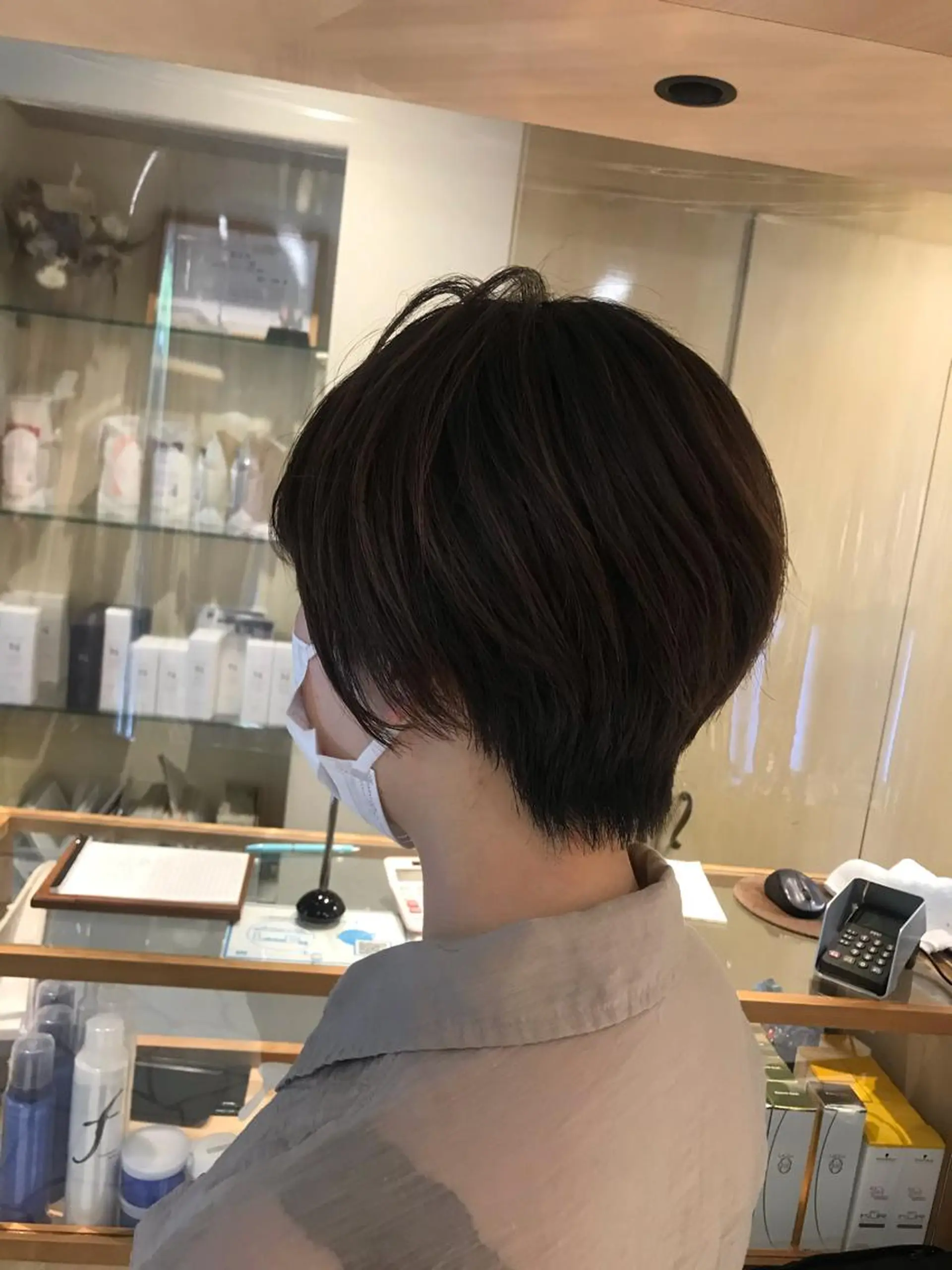 ショート カラー 三代 ゆりあのヘアスタイル