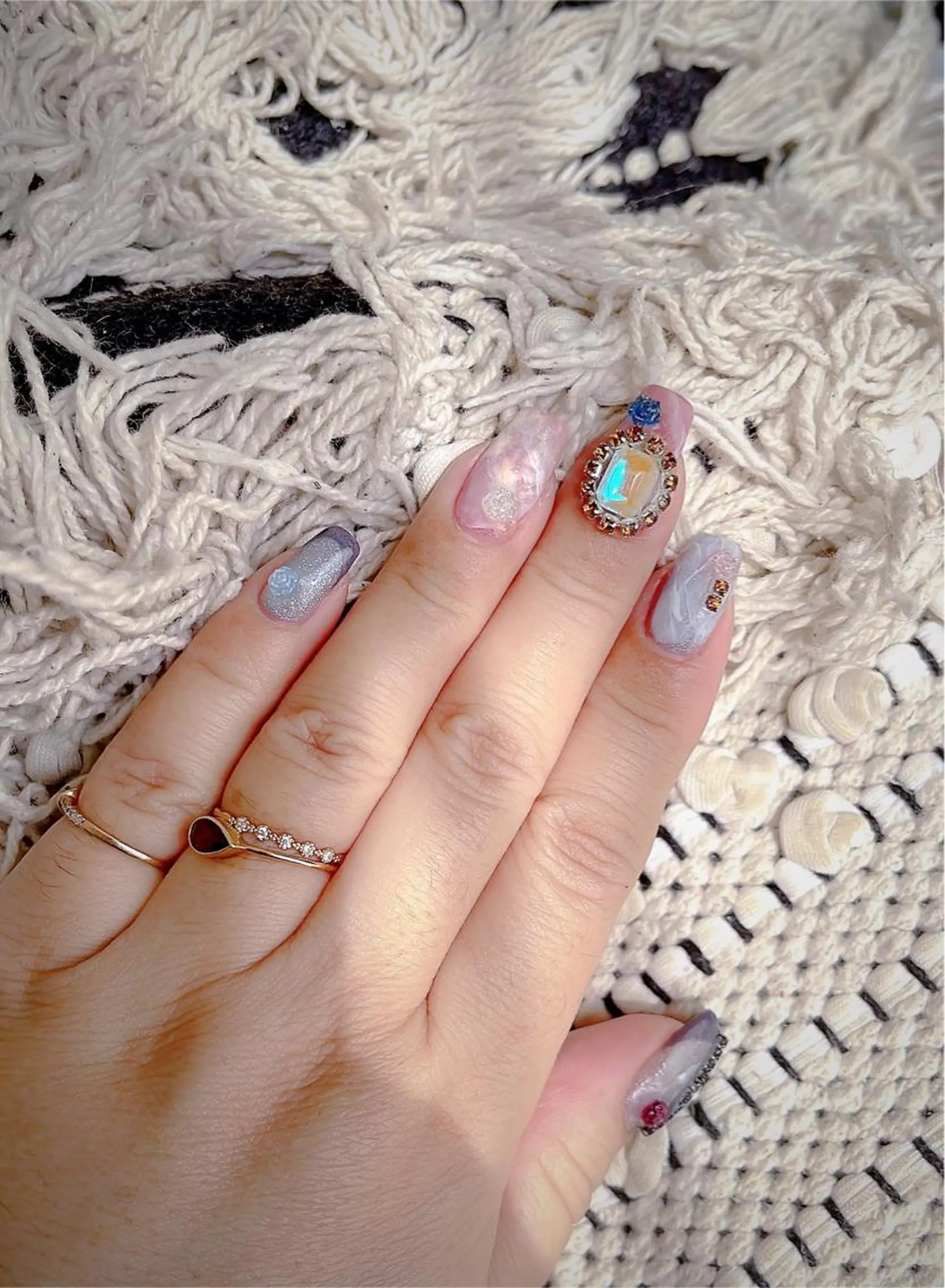 ミディアム めぐみのネイルサロン スタッフ練習のネイルデザイン