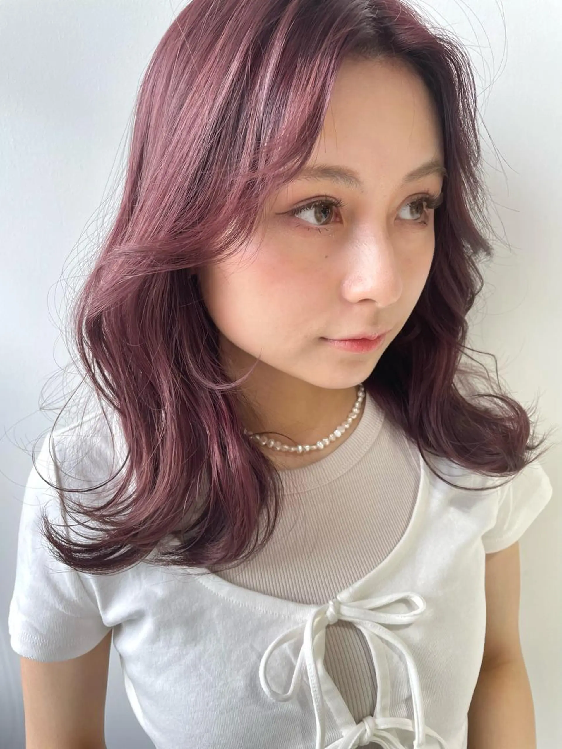 ミディアム カラー カシス バイオレットカラー 韓国風ヘア 遠藤 愛莉のヘアスタイル