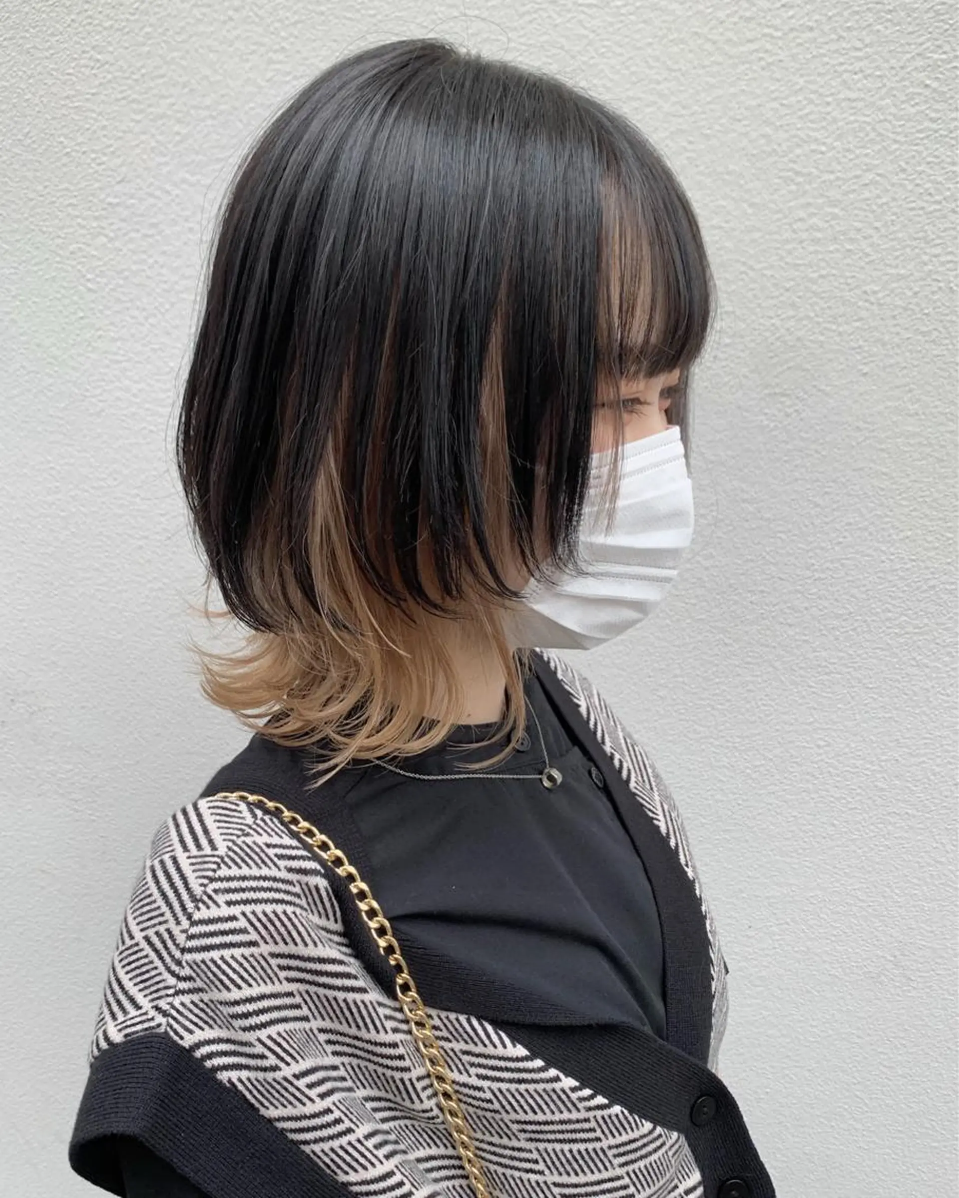 ミディアム ヘアカラー トリートメント ブリーチ/ウルフ ハッシュカット/石山のヘアスタイル