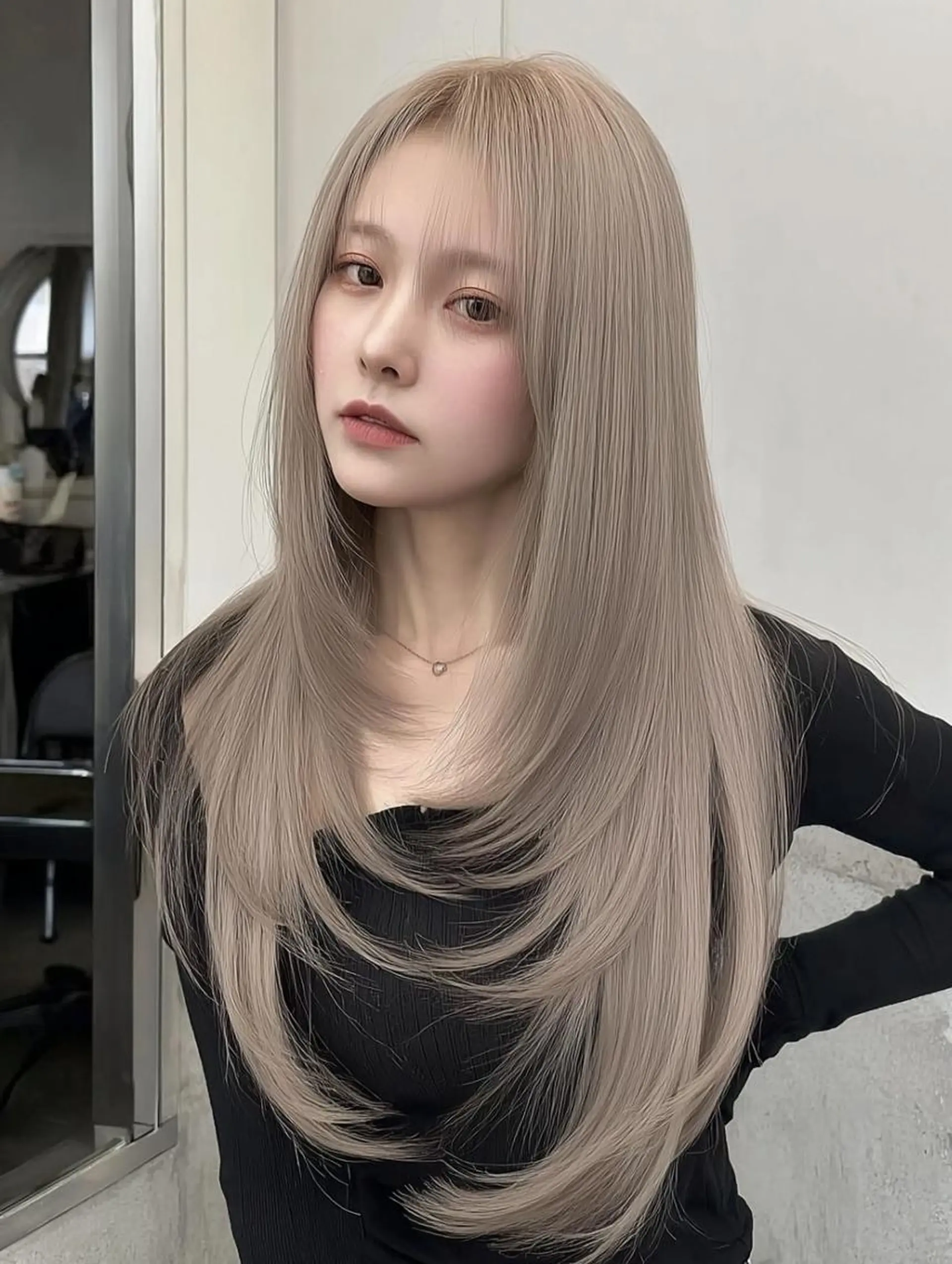 セミロング ボブ 髪質改善 韓国風ヘア レイヤーカット 縮毛矯正 カット ヘアカラー 祖慶 歩のヘアスタイル