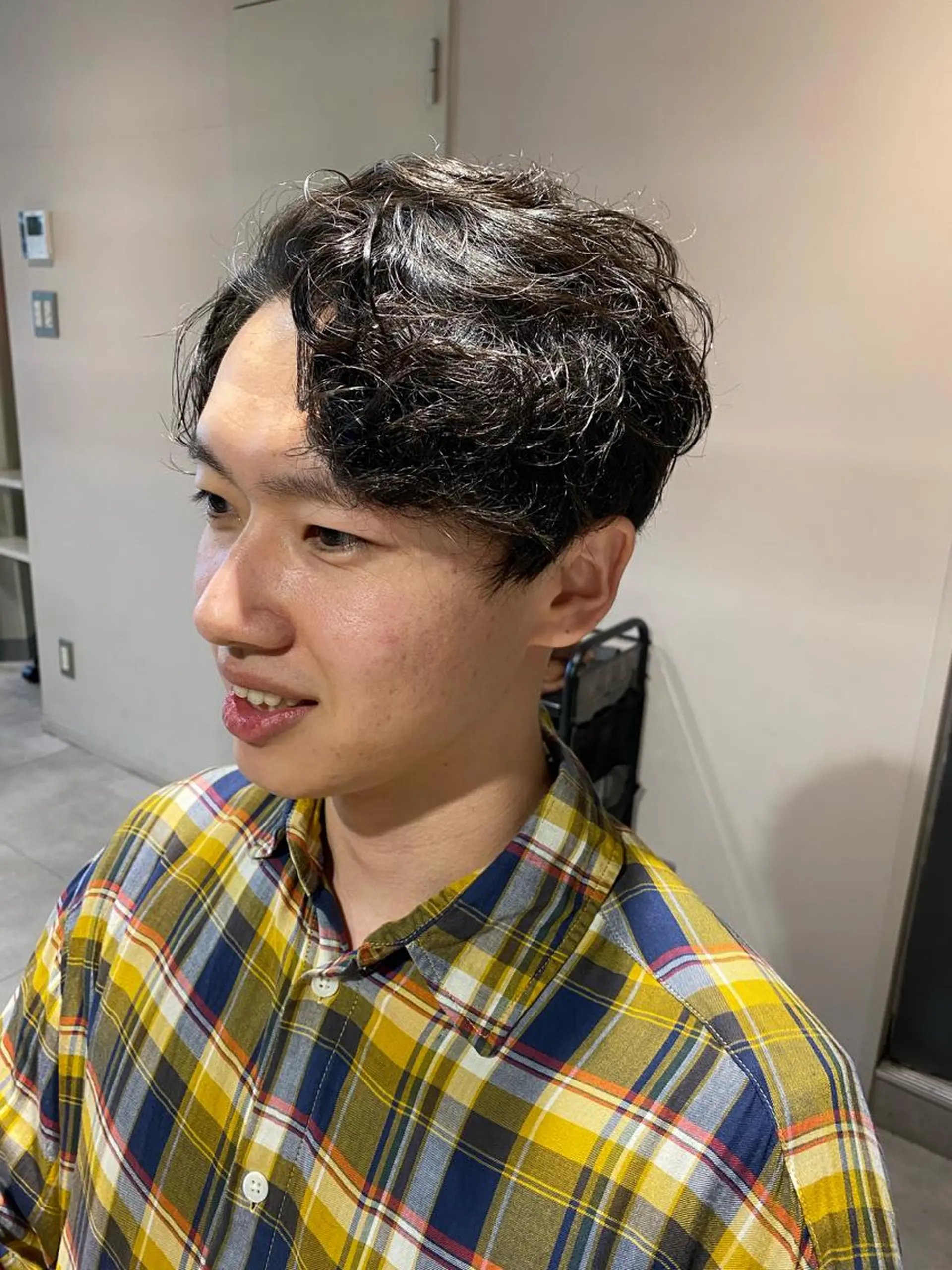 ミディアム カット ヘッドスパ Dxxxx III所属・似合う髪型が 分からない方へのヘアスタイル