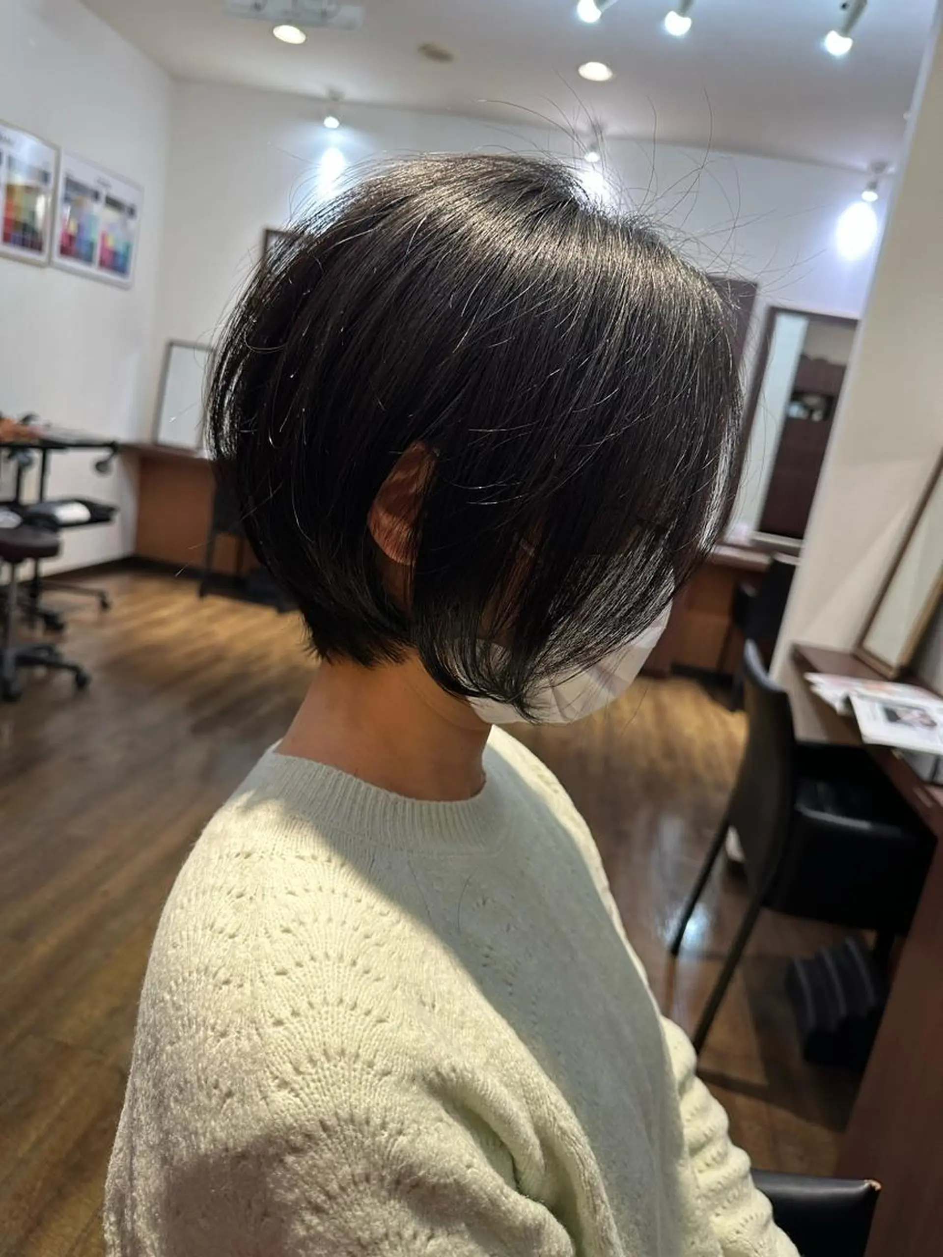 ショート ショートヘア カット CURE 朱梨のネイルデザイン