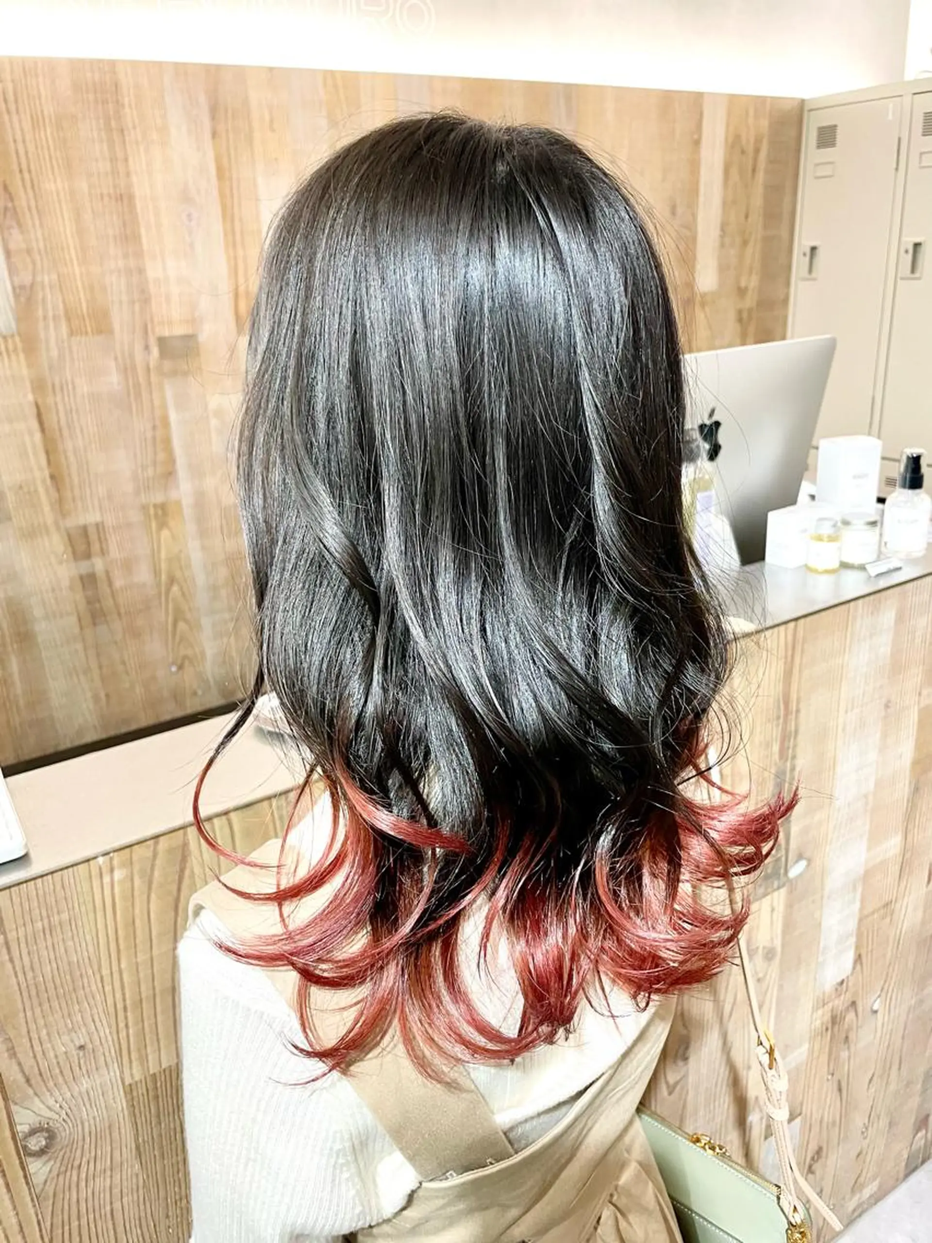 セミロング ヘアカラー トリートメント 色気レイヤー& ショートはお任せ🌟のヘアスタイル