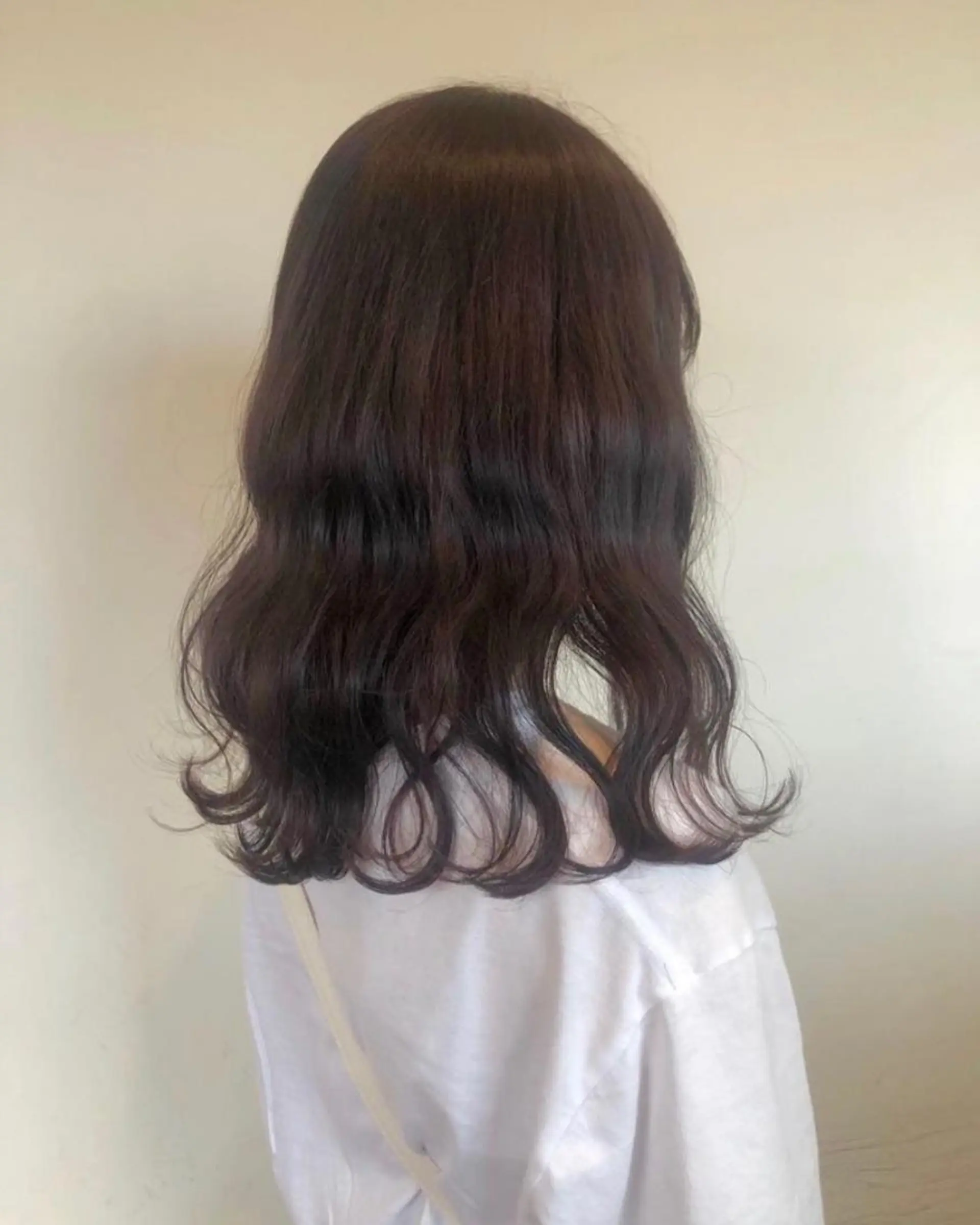 セミロング カラー ローズカラー カット ヘアカラー 梅山 美侑のヘアスタイル