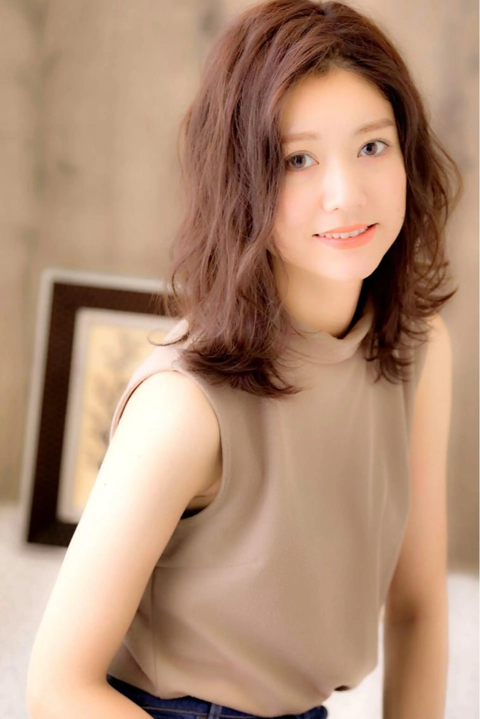 ミディアム セミロング パーマ やまだ まいのヘアスタイル