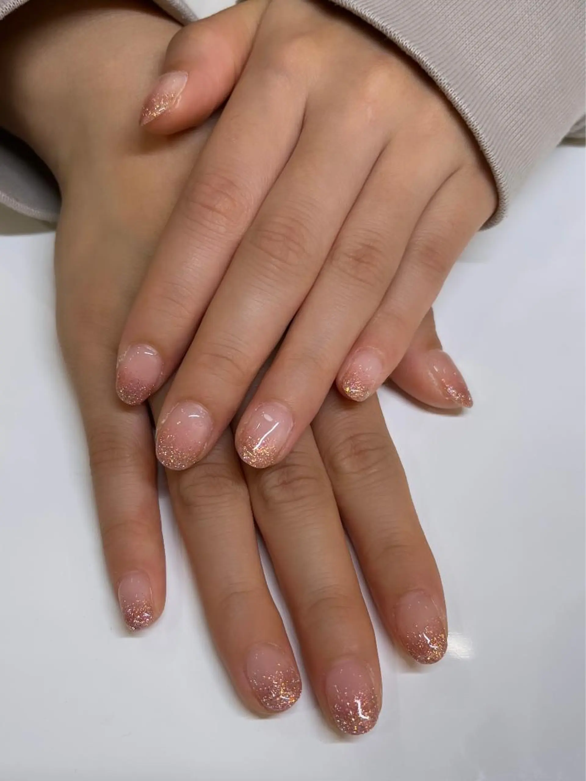 ネイル グラデーション ラメ(グリッター) ラメグラデーション ピンク 山本 杏香のネイルデザイン