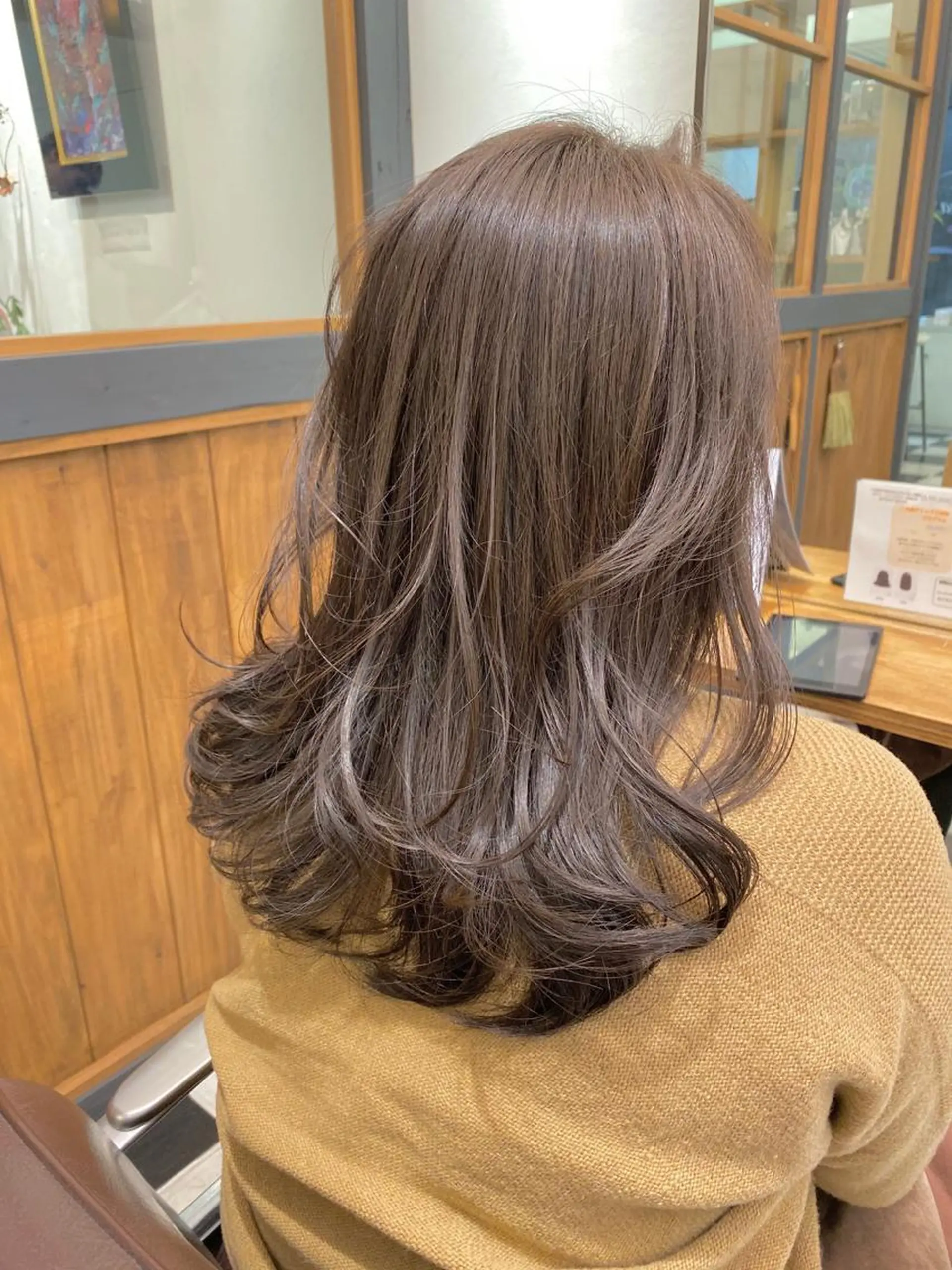 ミディアム カラー ブリーチ 透明感カラー ブリーチなしカラー 🌕ホンブ ユウイチ【代表】🌕のヘアスタイル