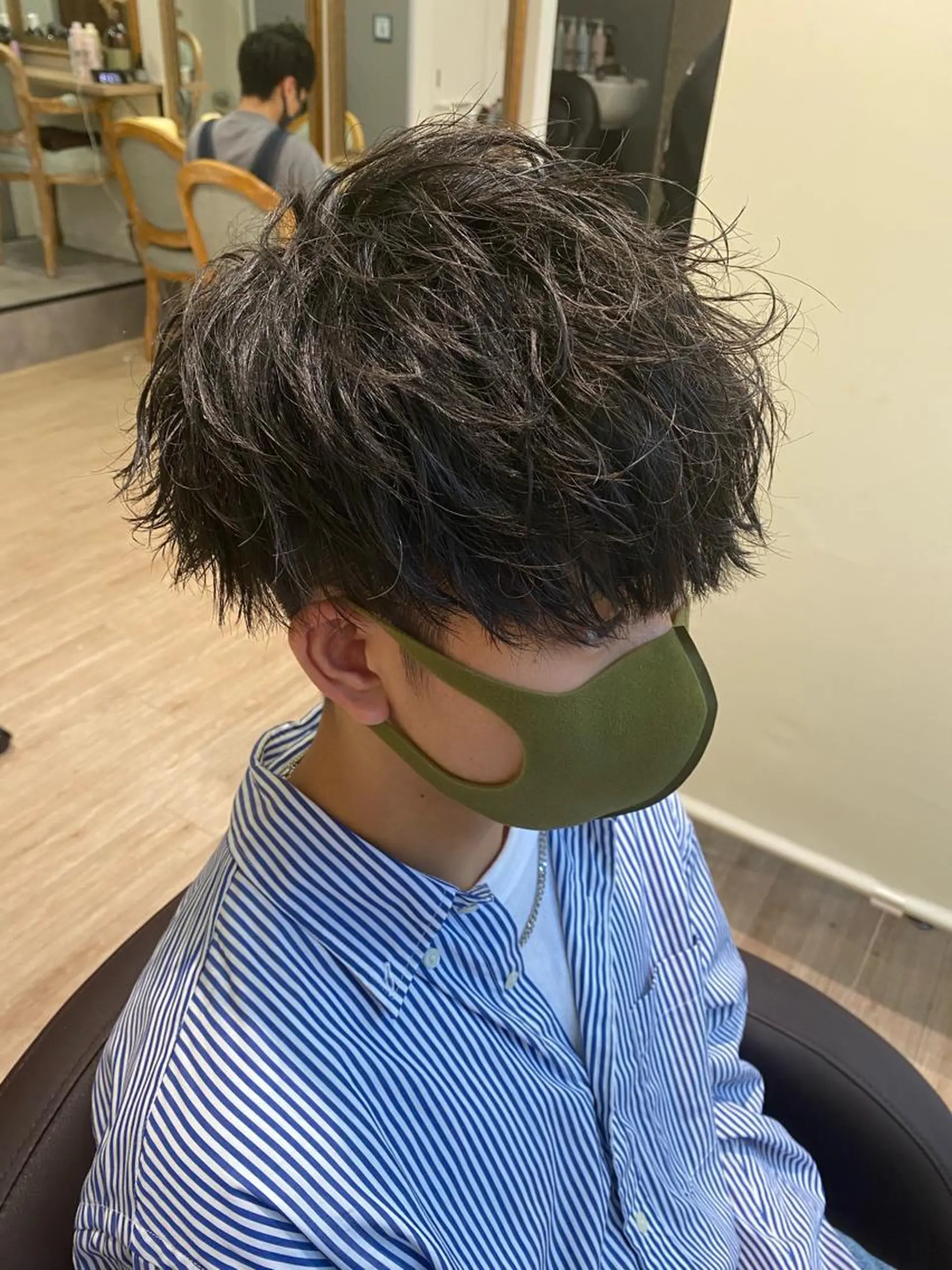 カラー パーマ メンズ 関西センターパート メンズモデル募集のヘアスタイル