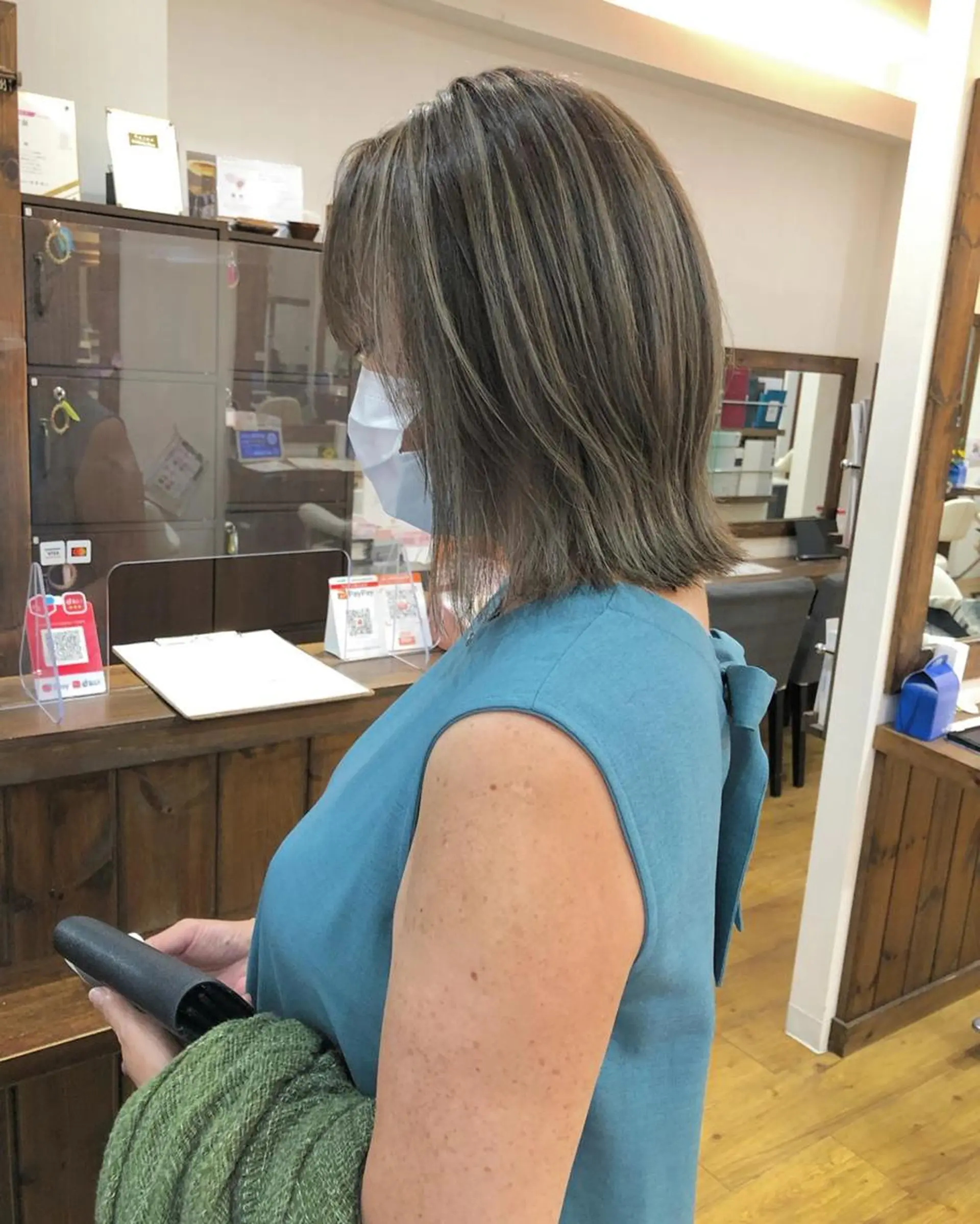 カラー アディクシーカラー アッシュ ブリーチ ダブルカラー グラデーションカラー 🌈ハイトーン/ ワタル🌈のヘアスタイル