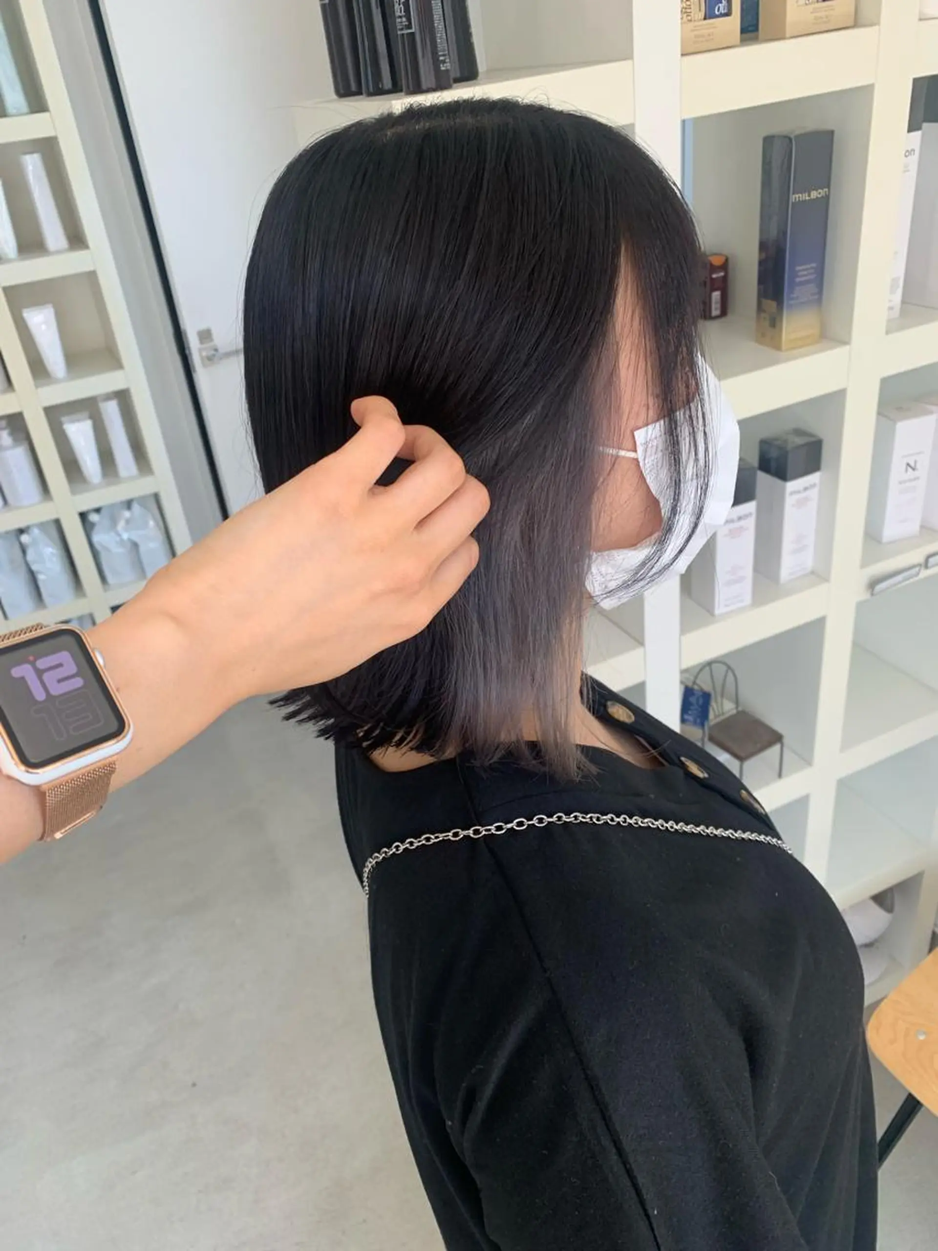 ミディアム カラー ヘアカラー 長山 茉白のヘアスタイル