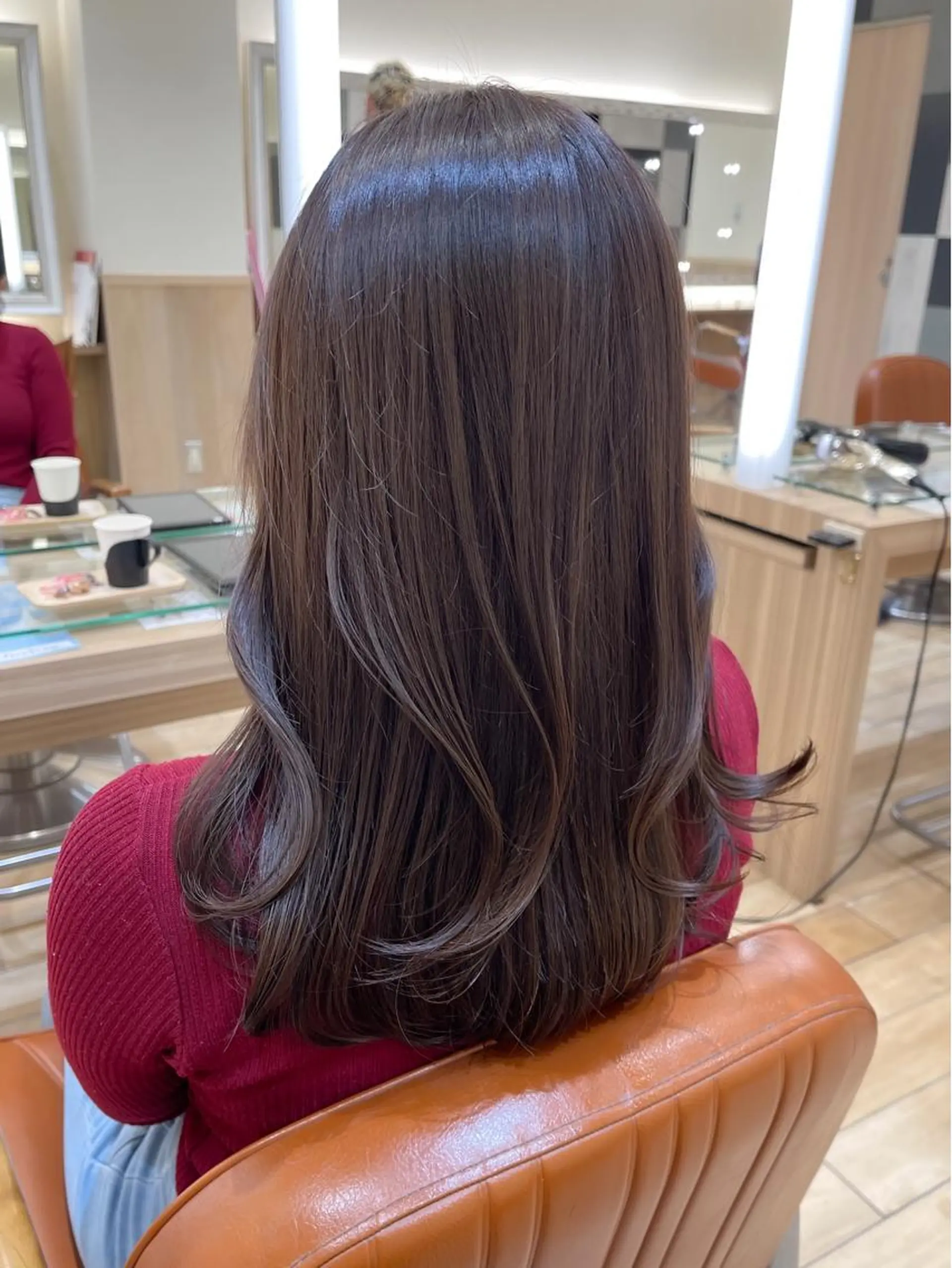 セミロング ヘアカラー トリートメント 艶カラー/ よしみ🥣のヘアスタイル