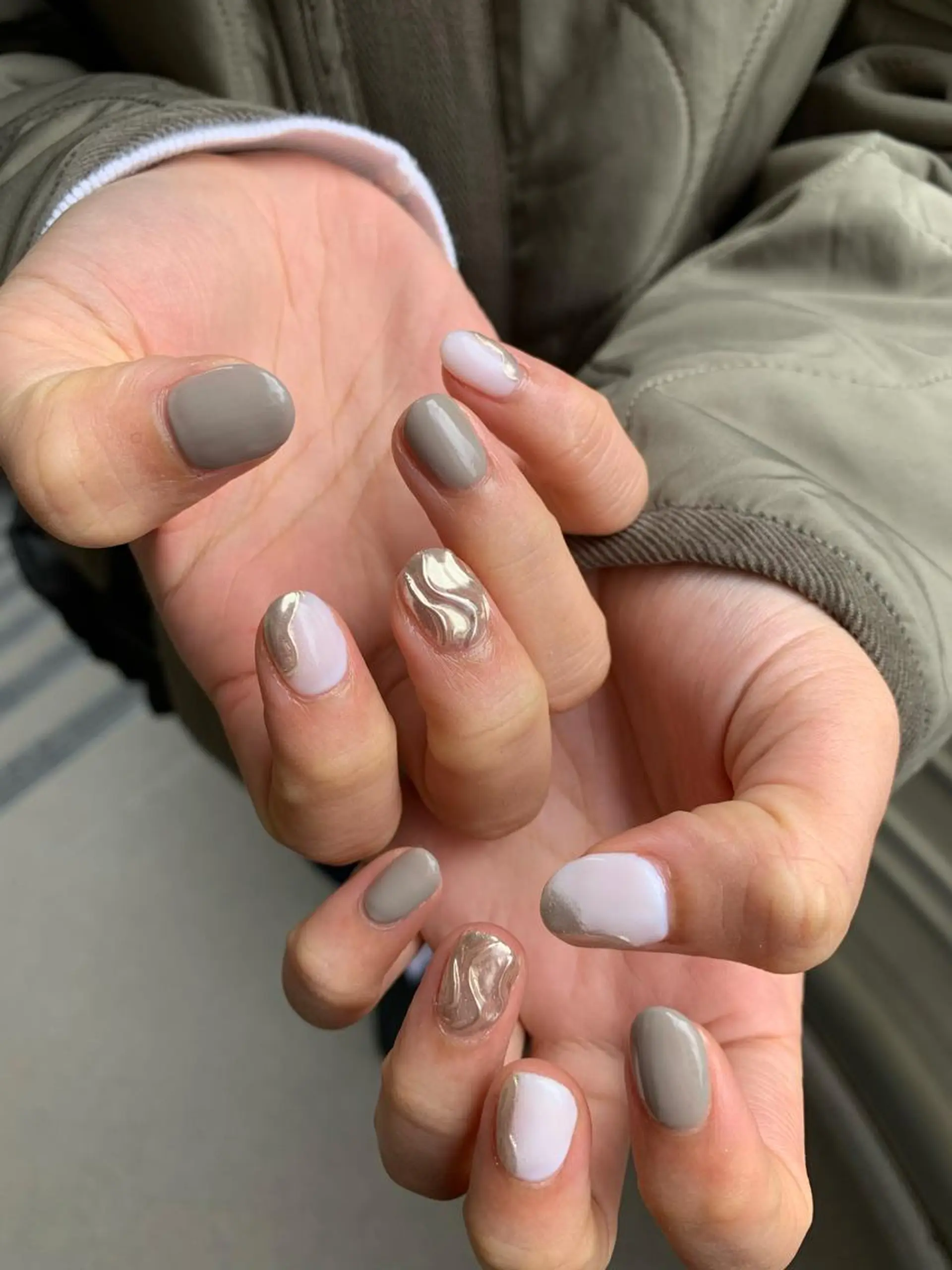 ネイル ニュアンスネイル マキノ ユイのネイルデザイン