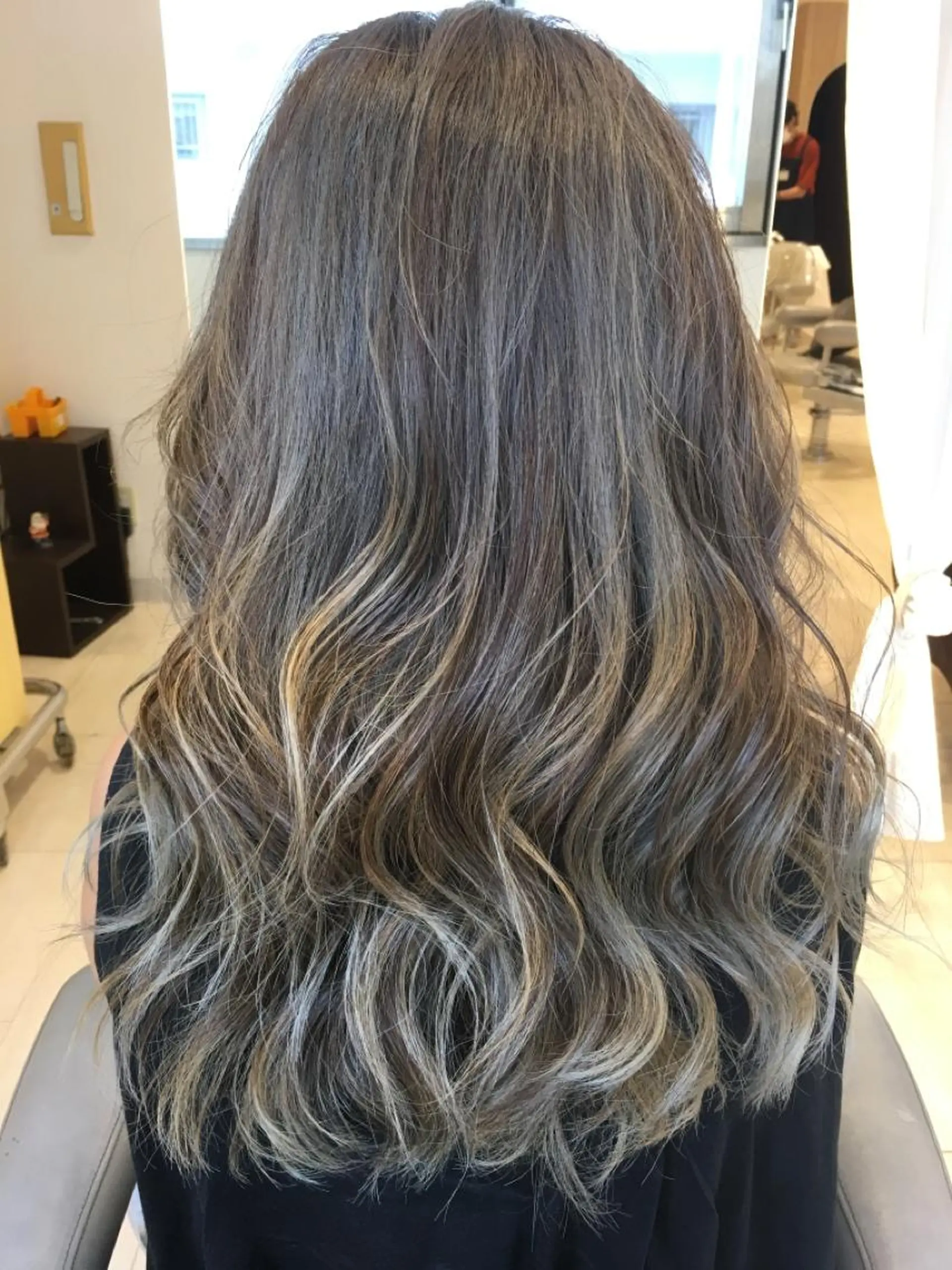 セミロング 森島 雅之のヘアスタイル