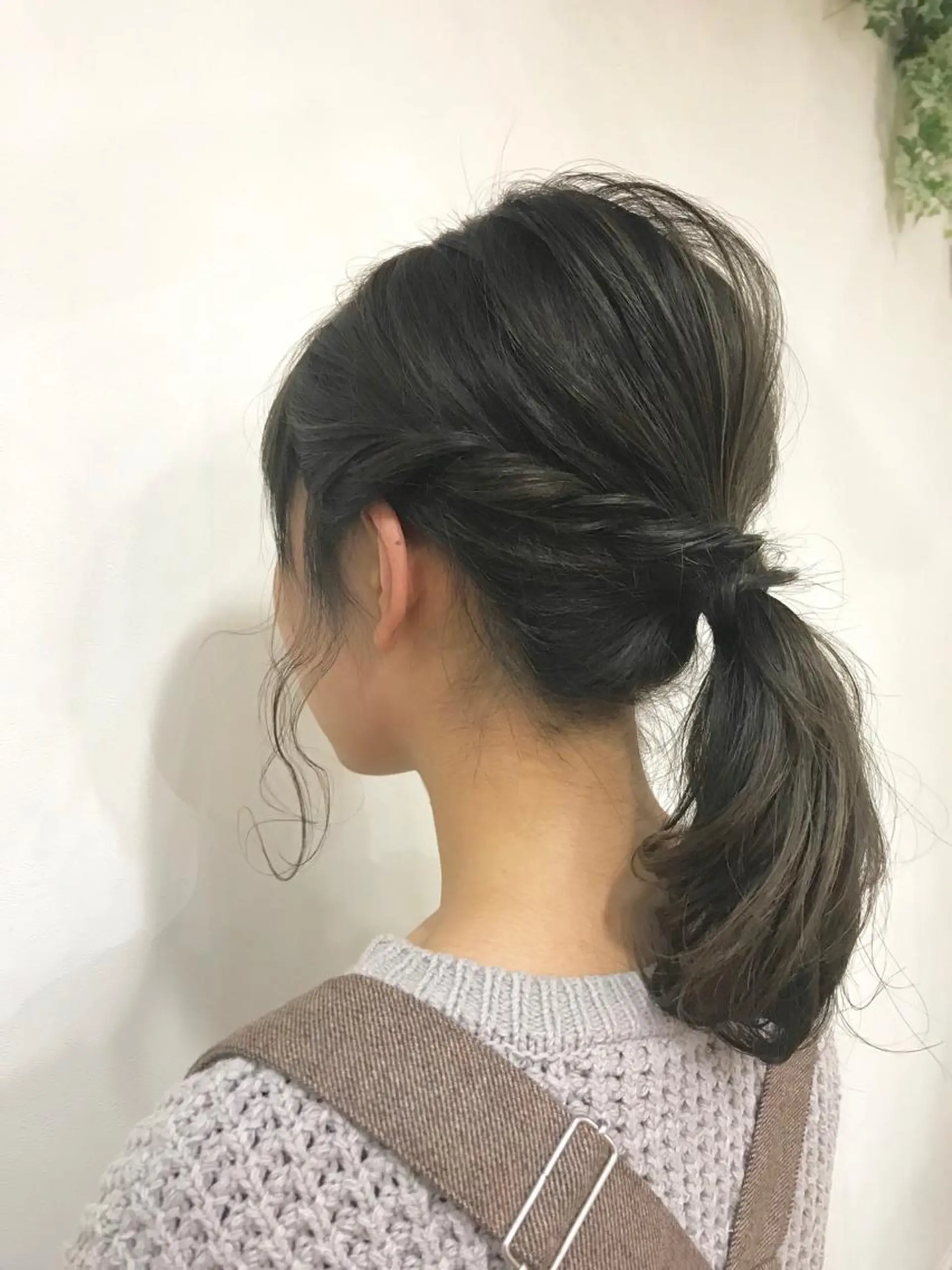ミディアム ヘアアレンジ いけだ　ひかり ハイライトくびれヘアのヘアスタイル