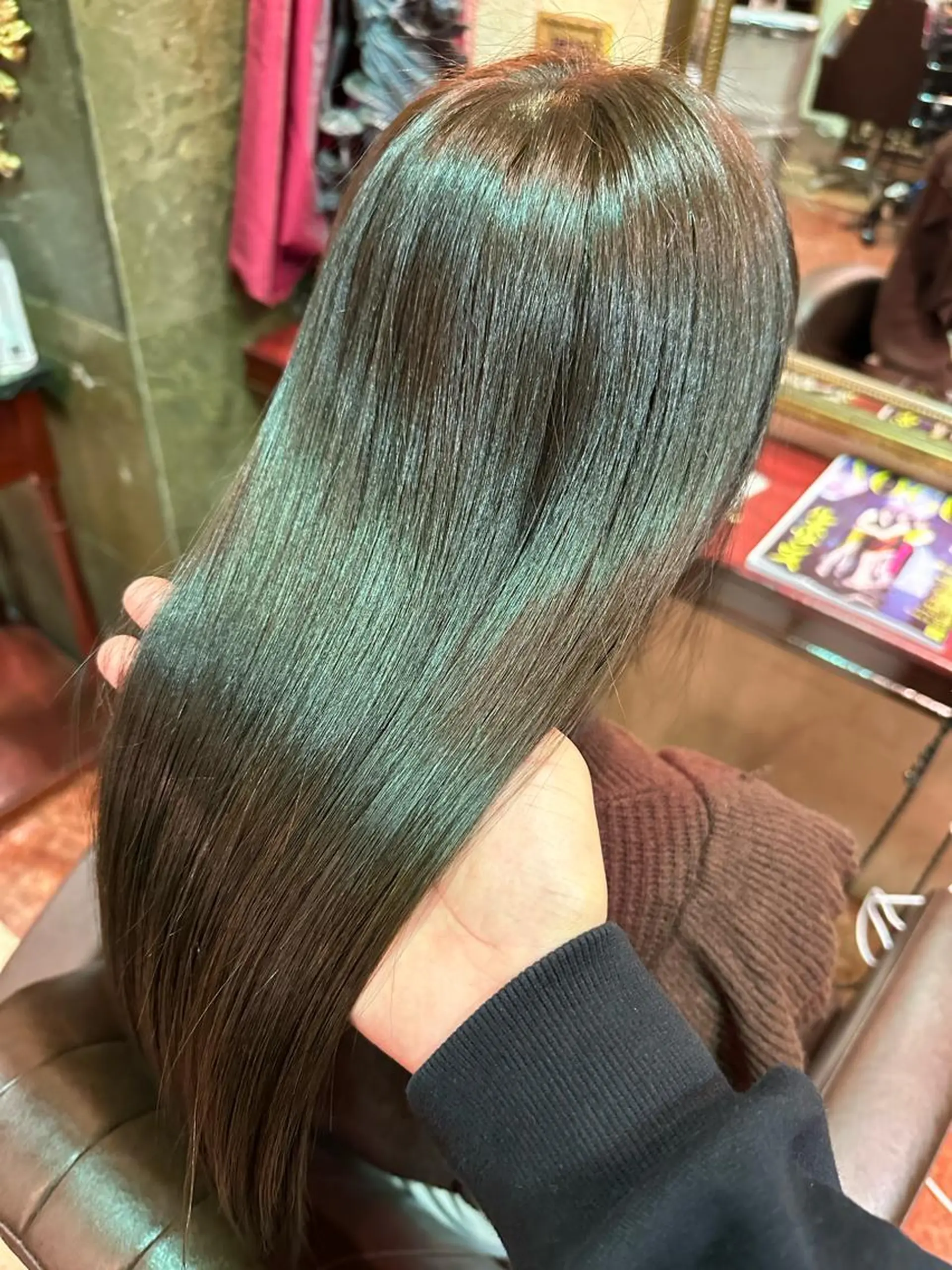 ロング カラー アディクシーカラー 透明感カラー グレージュ ヘッドスパ 【美髪矯正 /髪質改善】RINのヘアスタイル