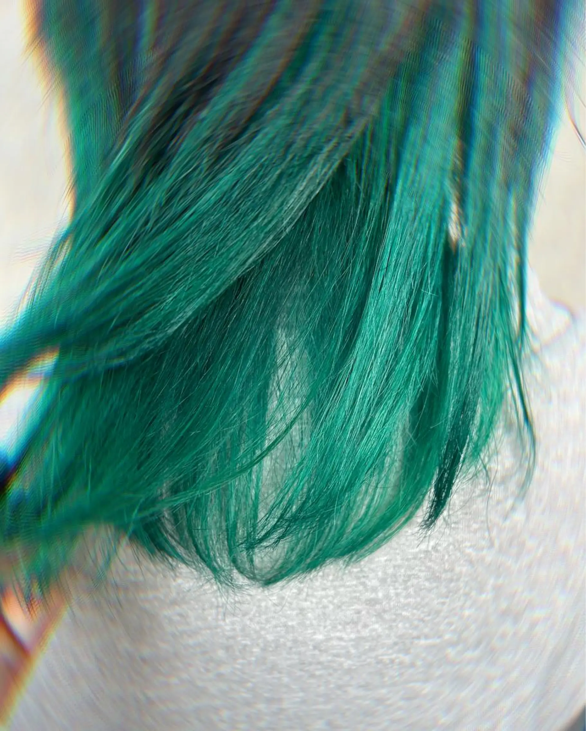 カラー 西村 真実子のヘアスタイル