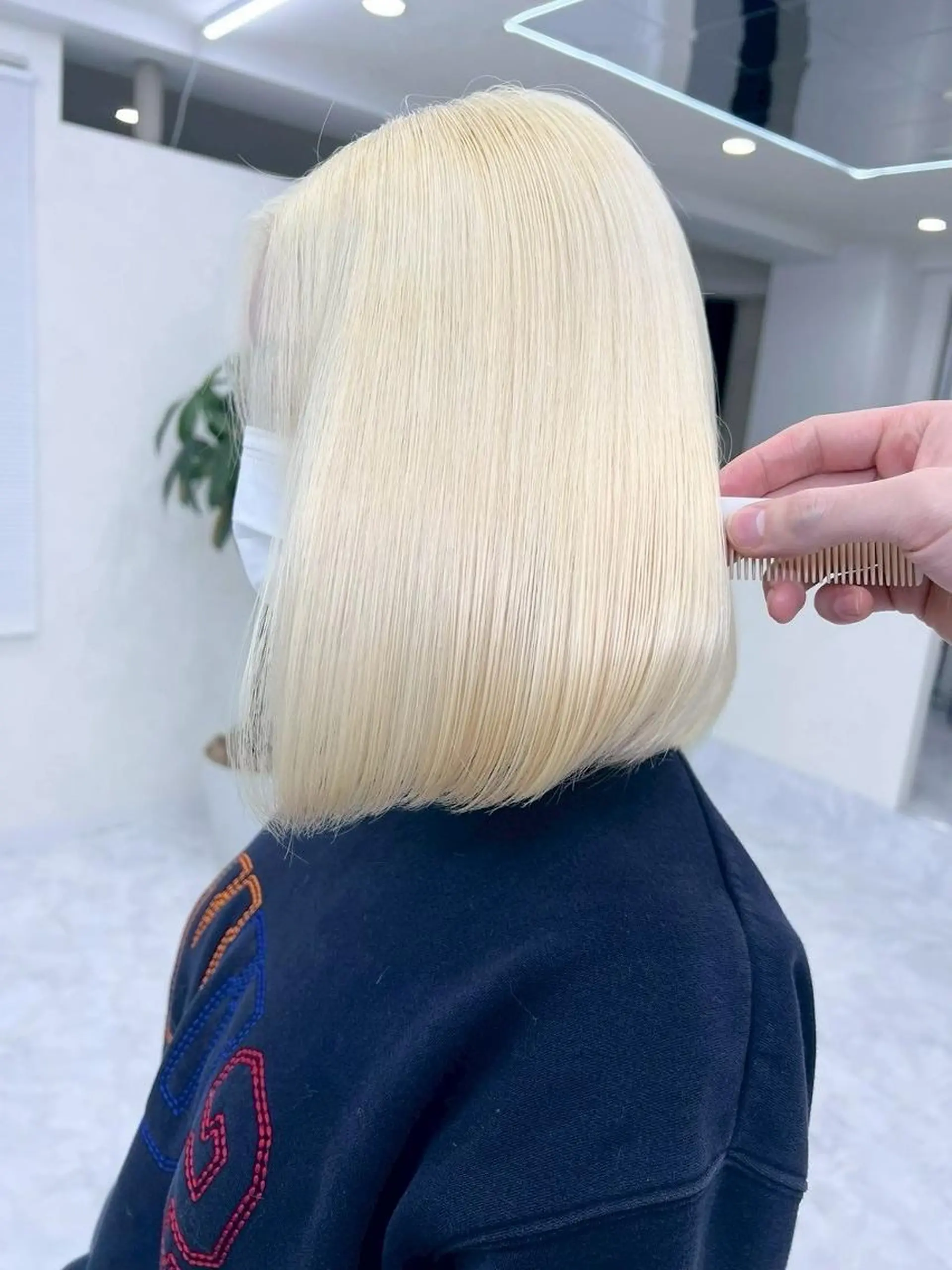 ミディアム カラー アディクシーカラー アッシュ バレイヤージュ ベージュカラー ブルーカラー 髪質改善ストレート髪 質改善カラー特化中崎のヘアスタイル