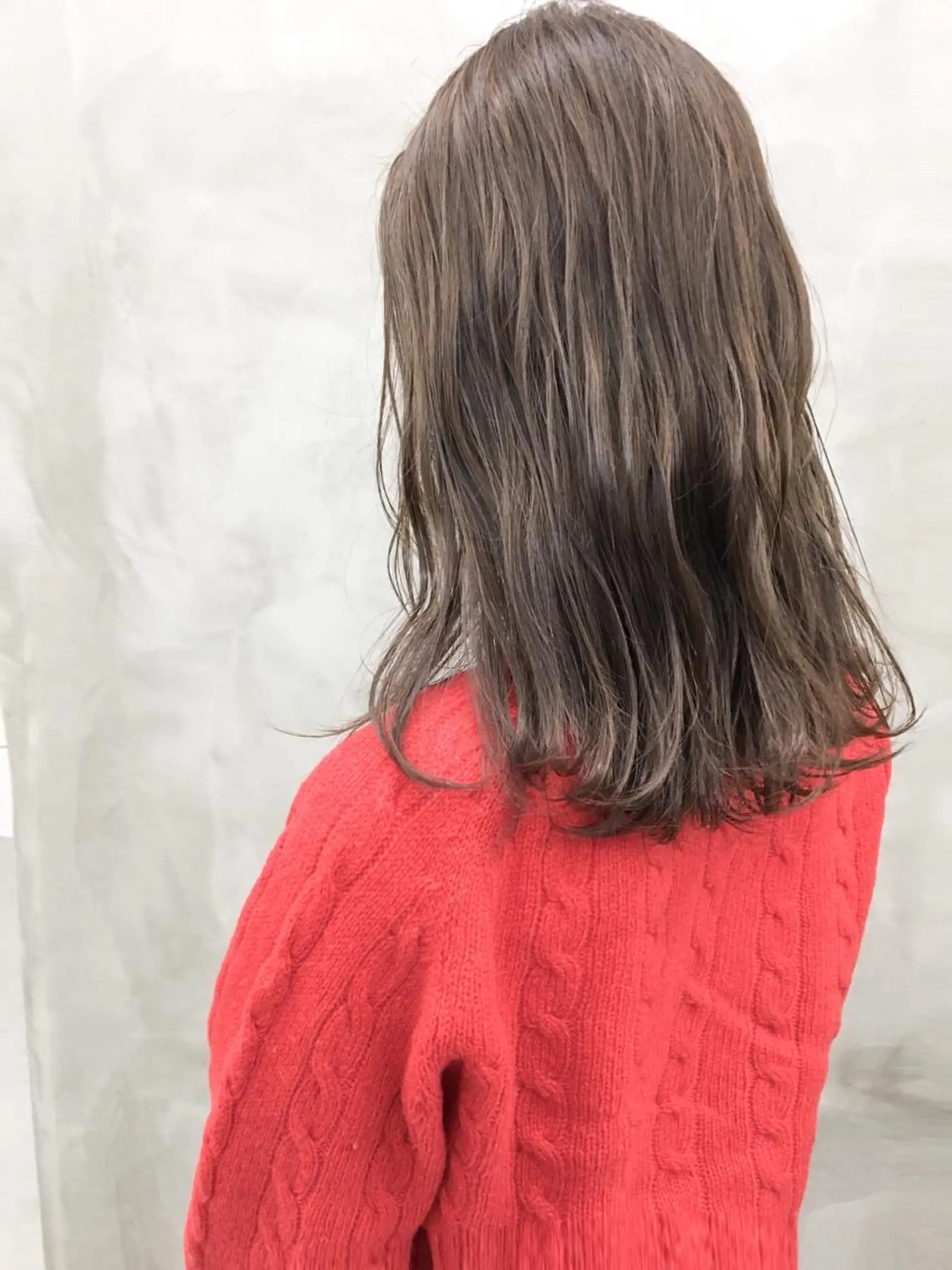 カラー ベージュカラー フォギーベージュ ヘッドスパ (女性限定)🍋モエのヘアスタイル