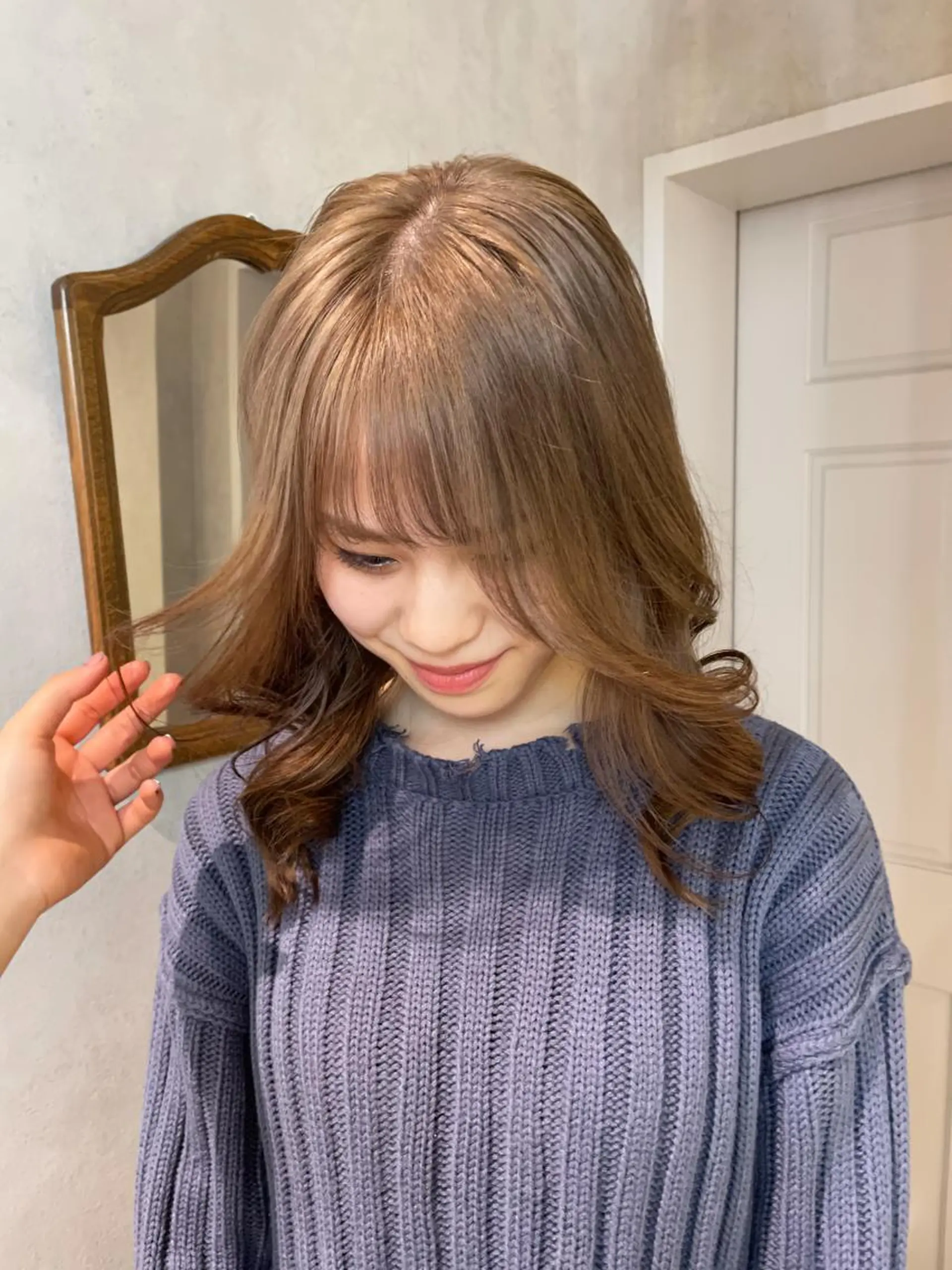 セミロング カラー ブリーチ ブラウンカラー ケアブリーチ ミルクティーブラウン ヘアカラー ナチュラル透明感🌱 小山美樹子のヘアスタイル