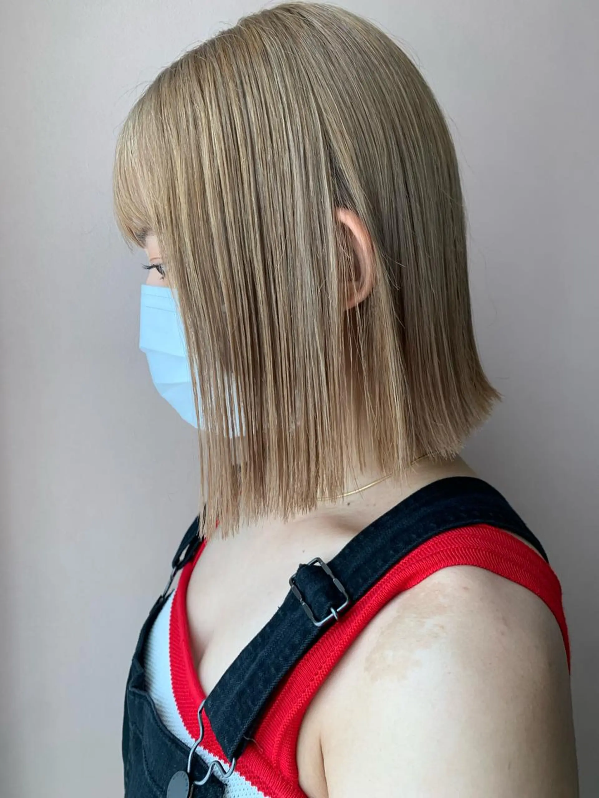 ショート カラー ベージュカラー ブリーチ ブロンド ブロンドベージュ カット ヘアカラー トリートメント hub hair レイヤー/透明感のヘアスタイル