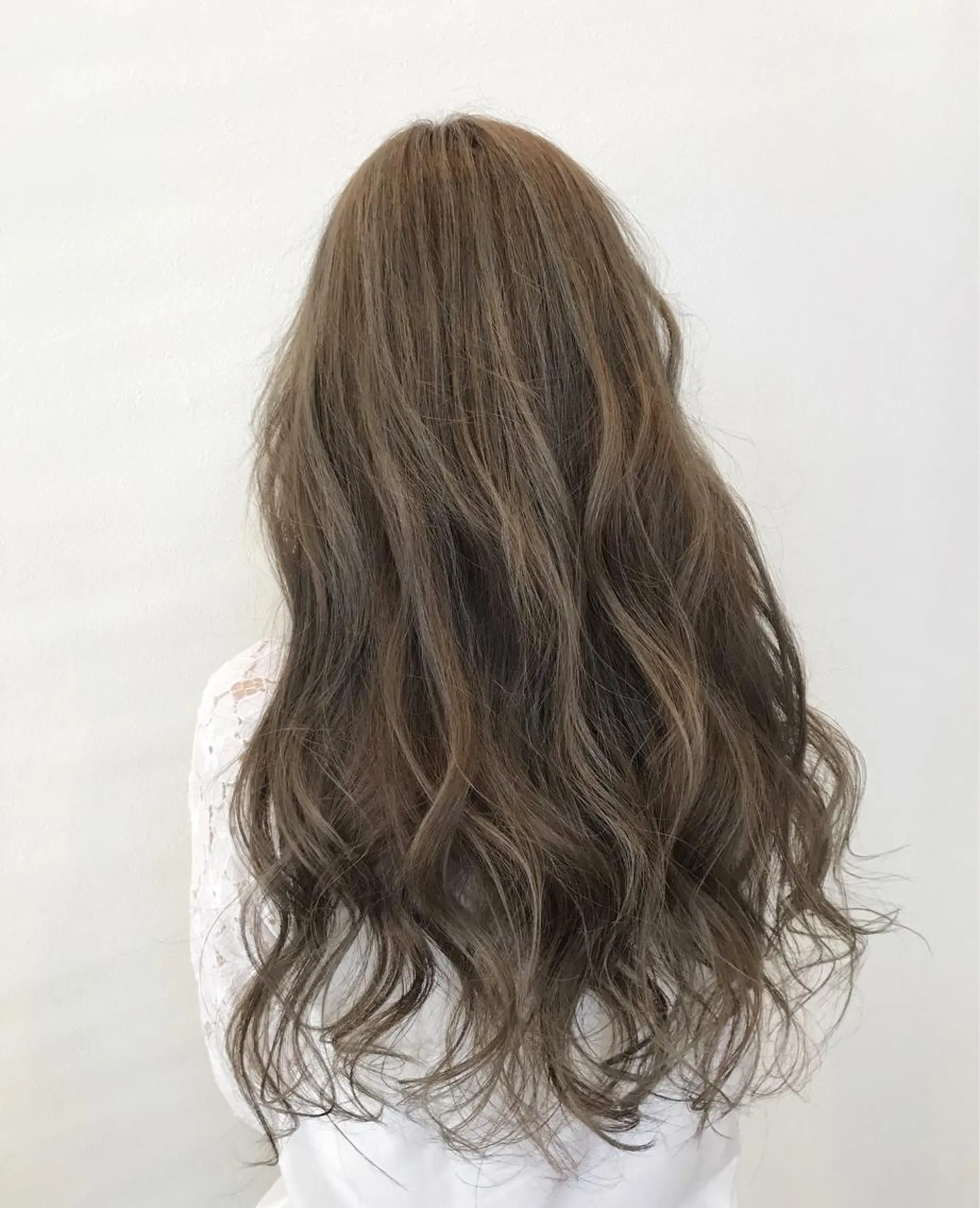 ロング ヘアカラー 松崎 崇のヘアスタイル