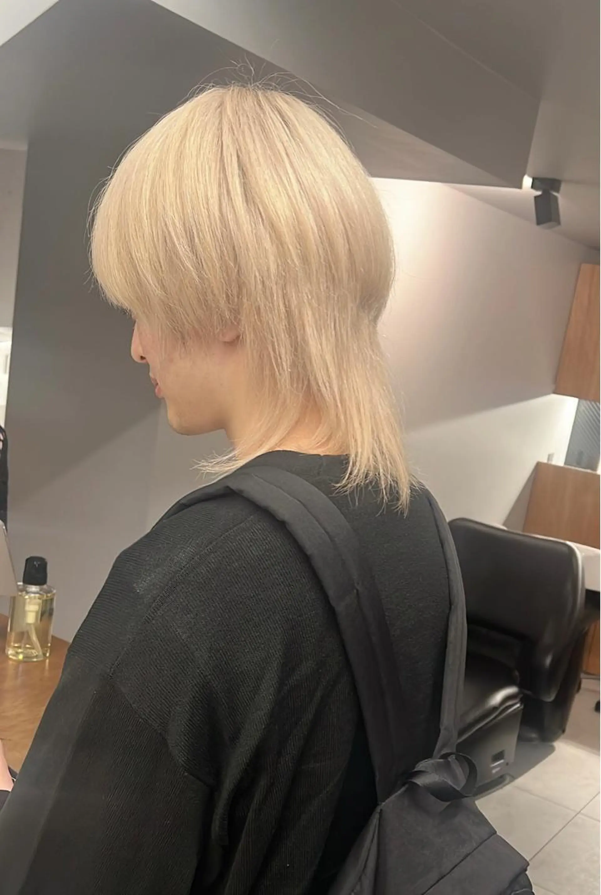 ショート カラー メンズ メンズブリーチ ブリーチ ブロンド ホワイトブロンド 表参道/髪質改善 TATSUMIのヘアスタイル