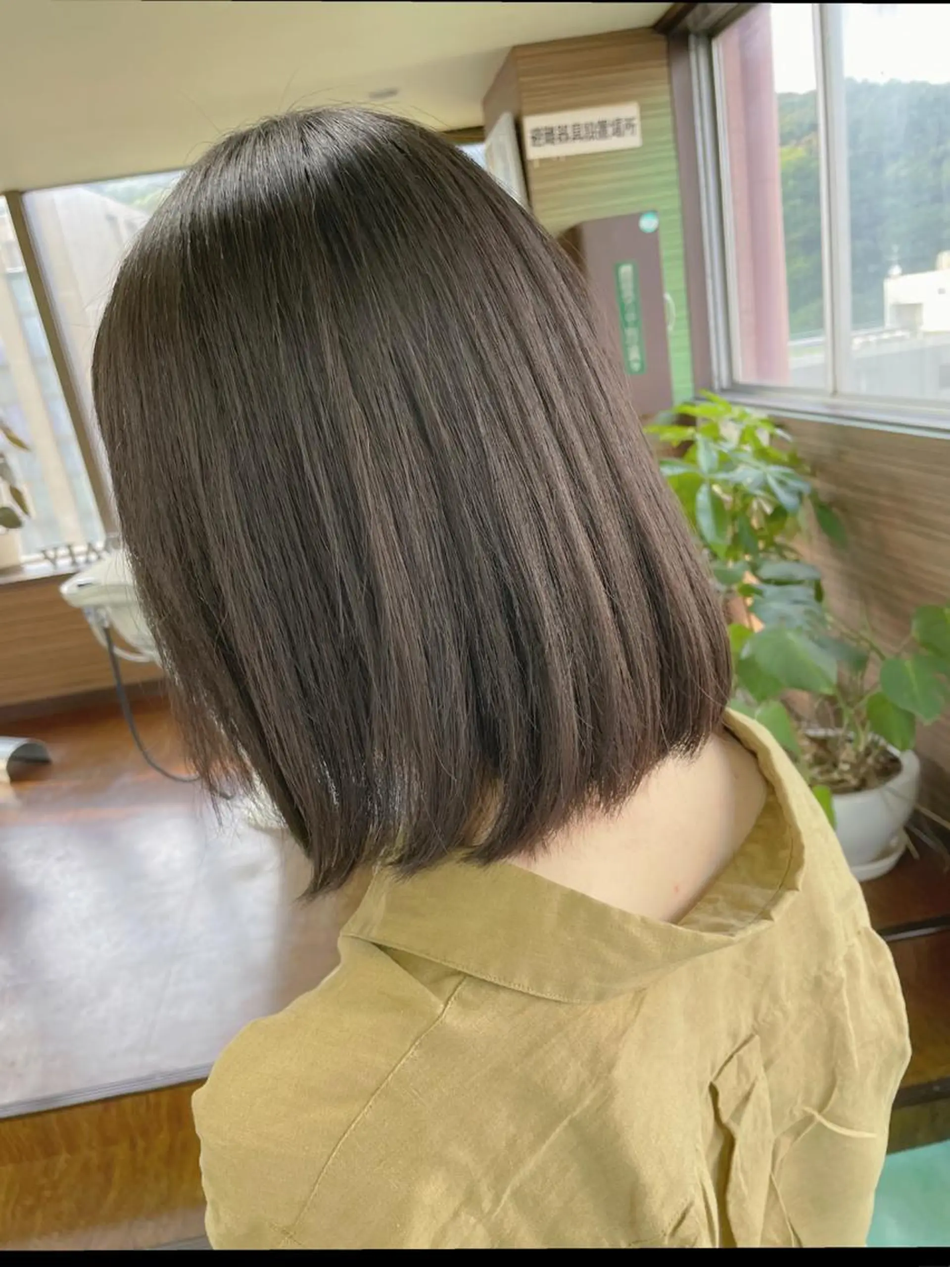 ミディアム 縮毛矯正 土居 正季のヘアスタイル