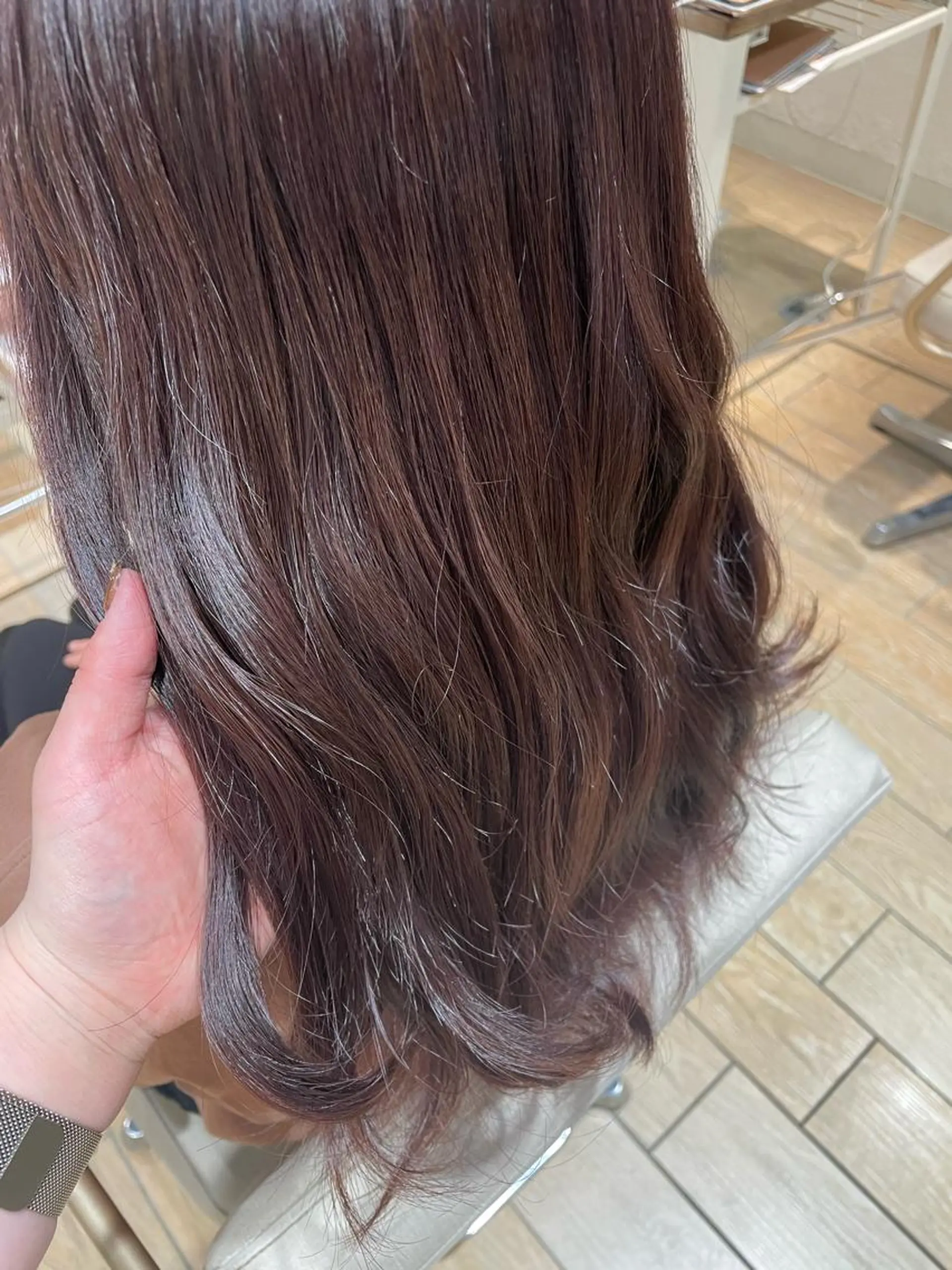 セミロング カラー ヘアセット⌇艶カラー 🫧⌇Nanahoのヘアスタイル