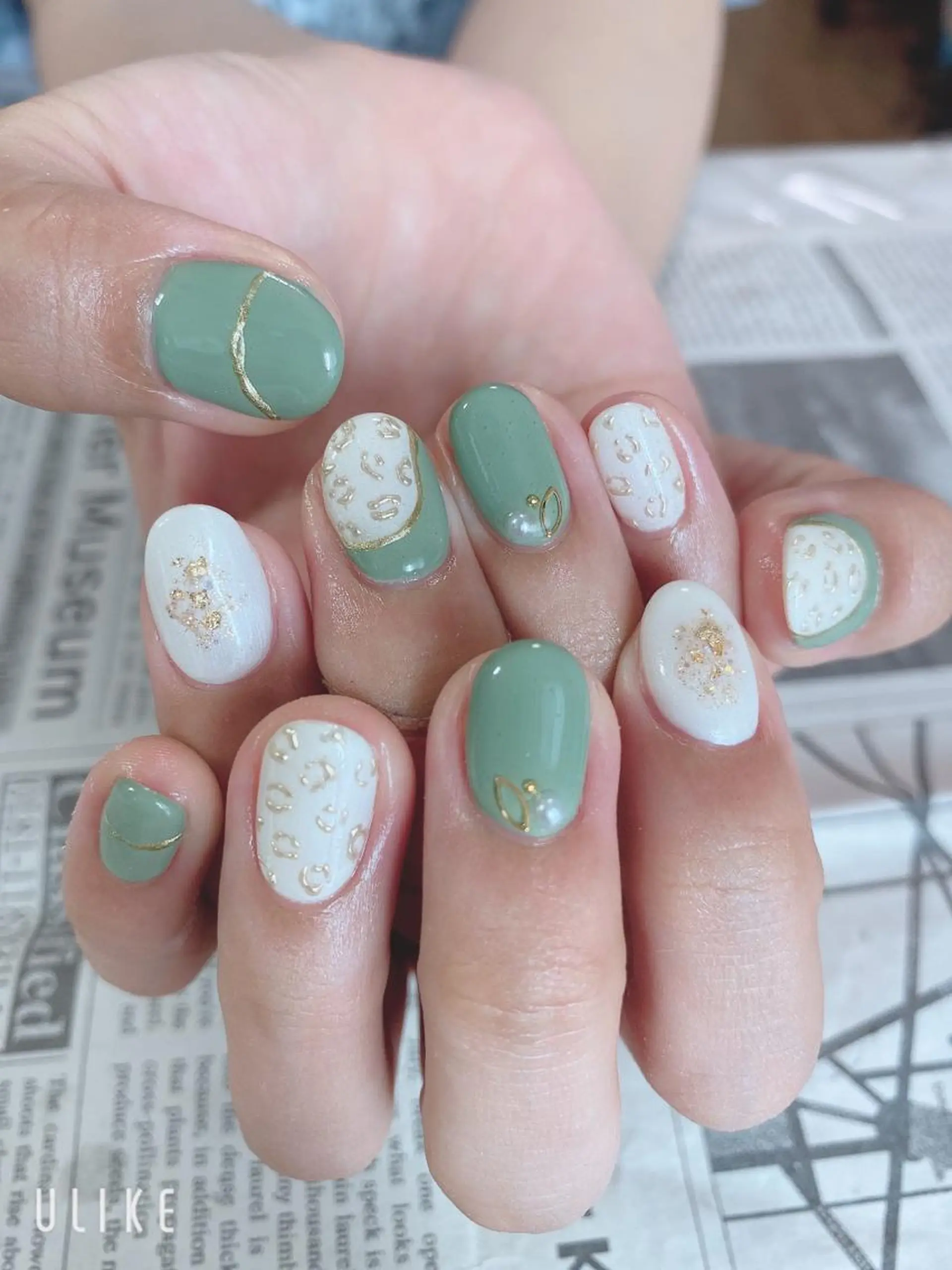 ネイル ミラーネイル ハンドネイル ハンドケア 森山 舞のネイルデザイン