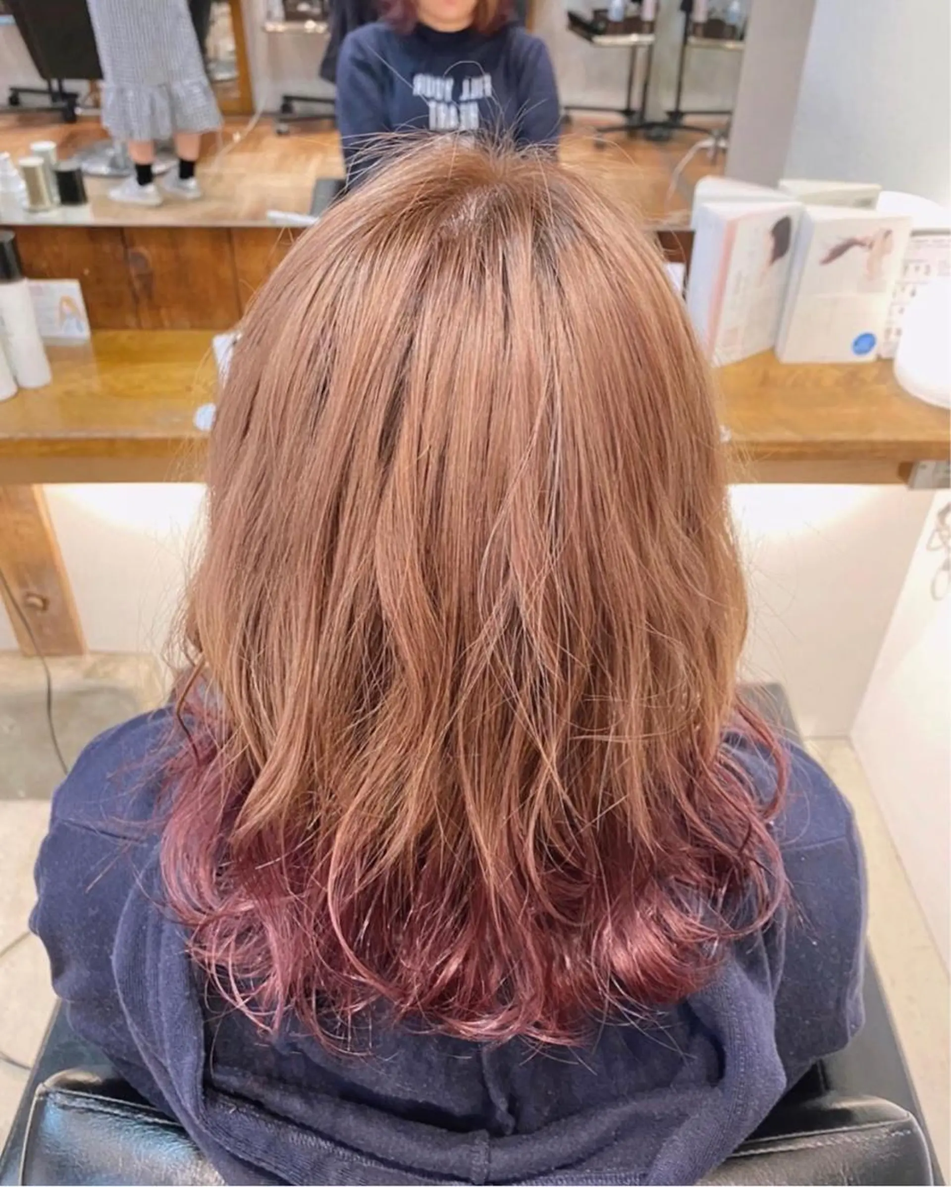 セミロング カラー 高橋胡桃🪽 ディレクターのヘアスタイル